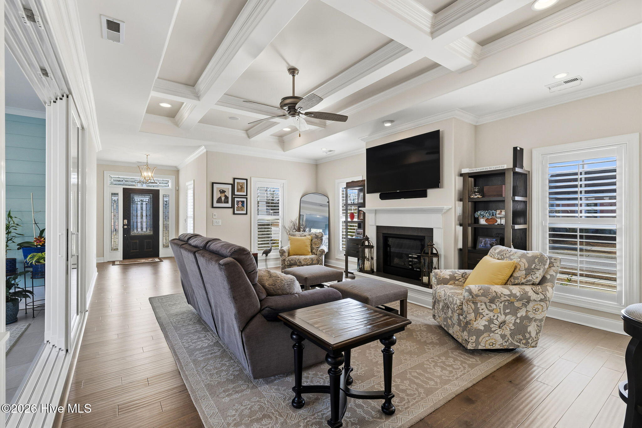 100554353 | Photo 13