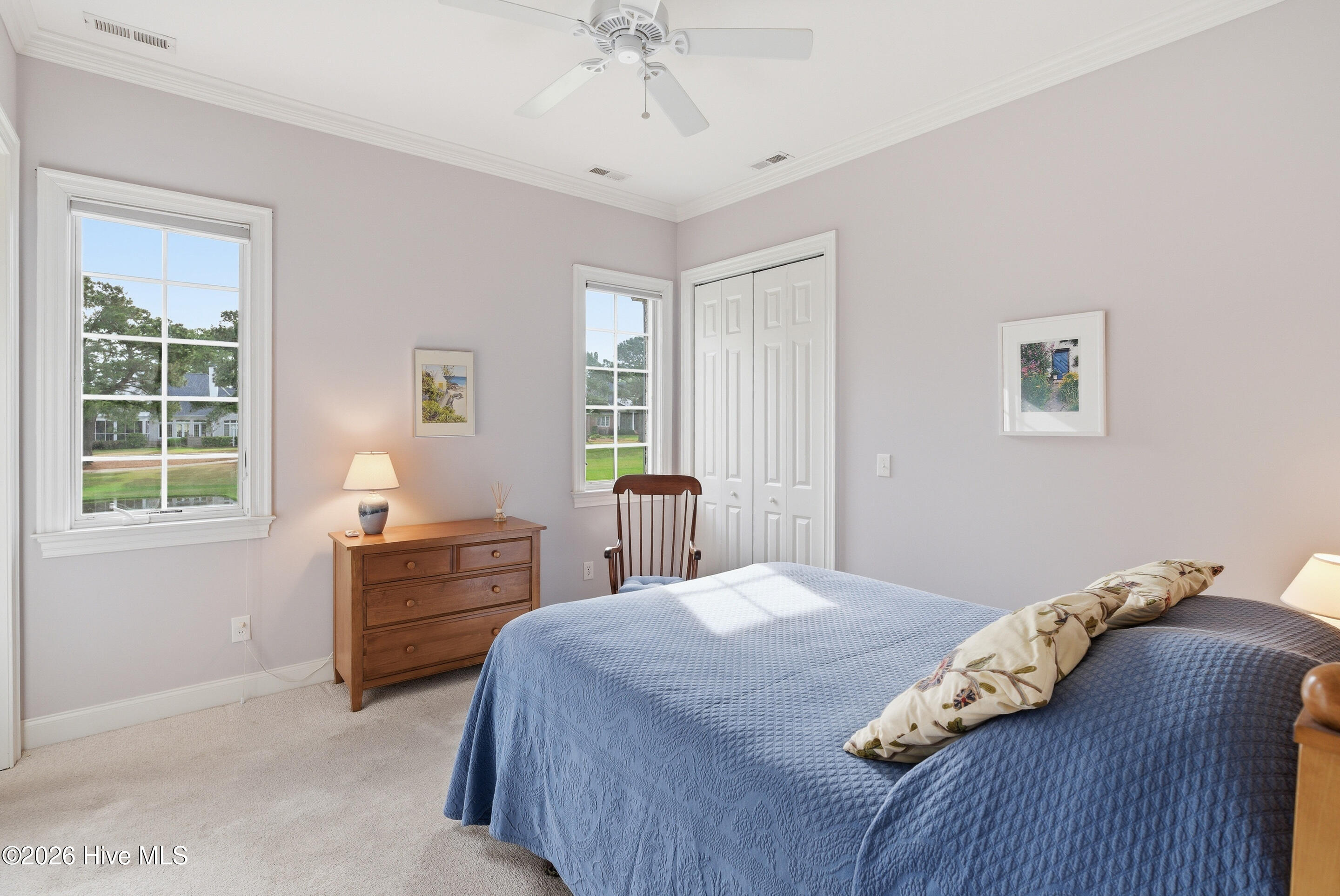 100568595 | Photo 36