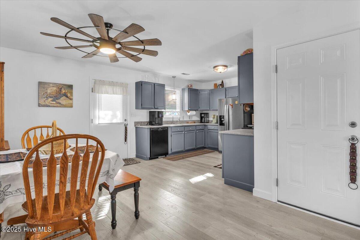 100539108 | Photo 12