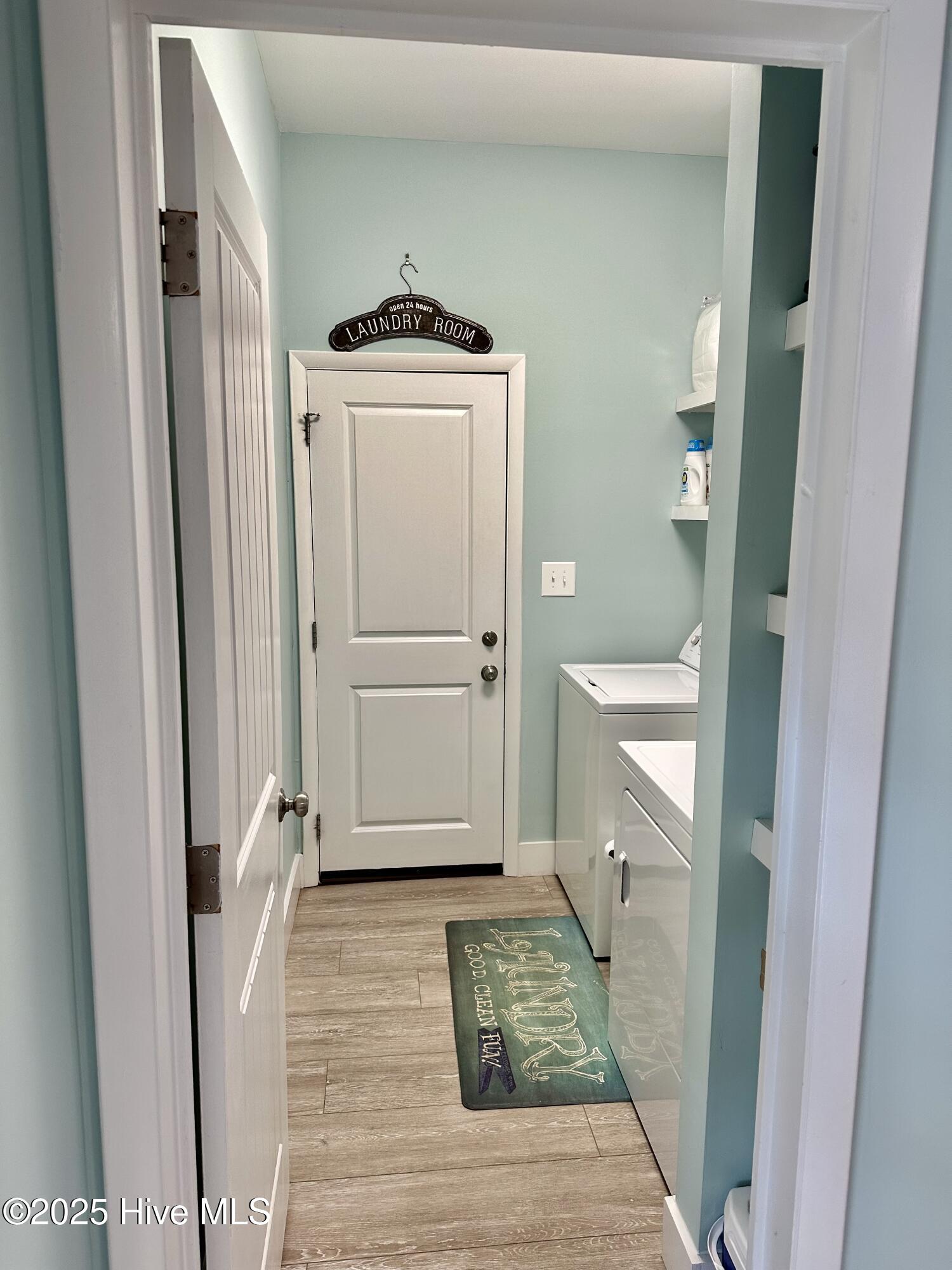 100559925 | Photo 47