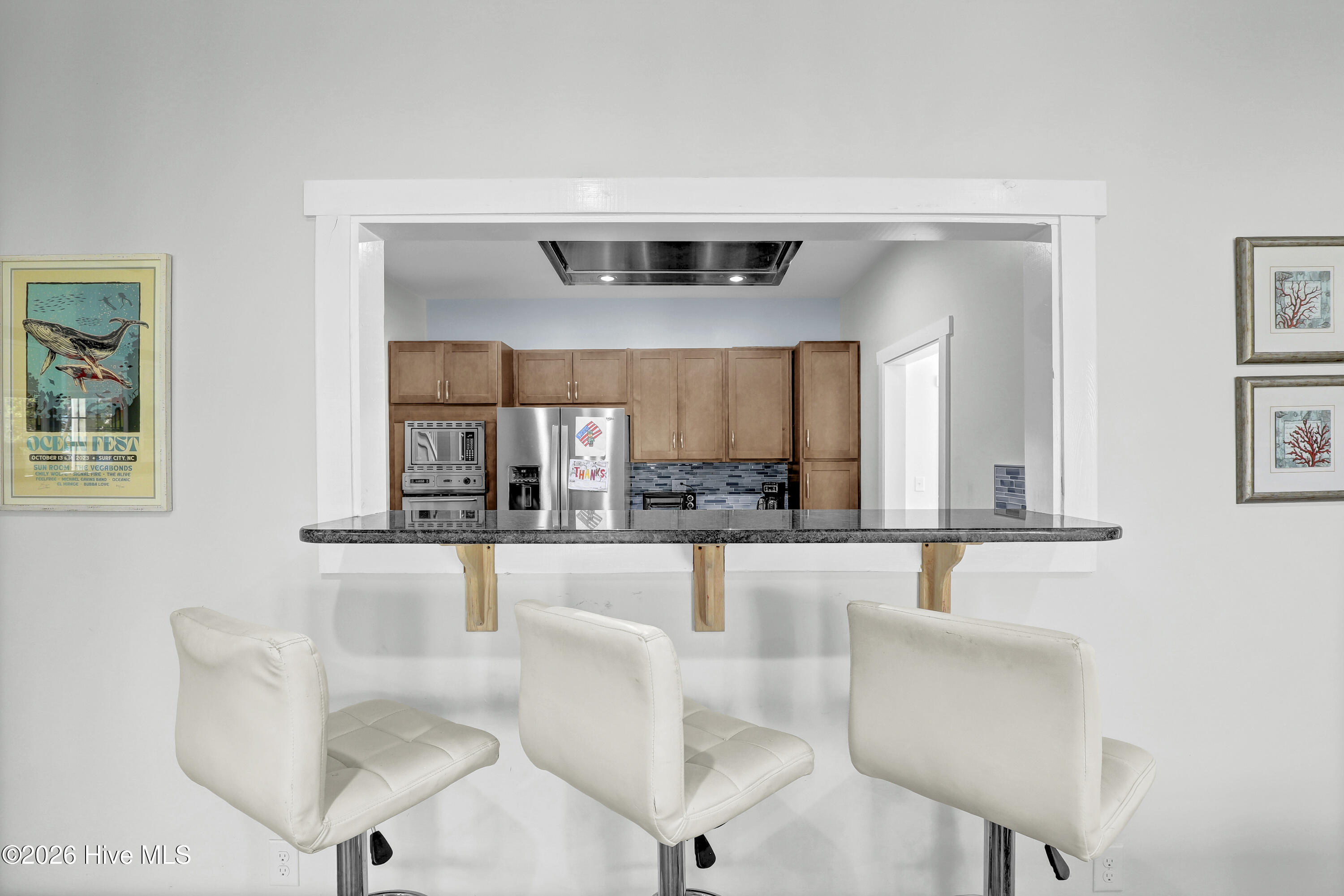 100551394 | Photo 10