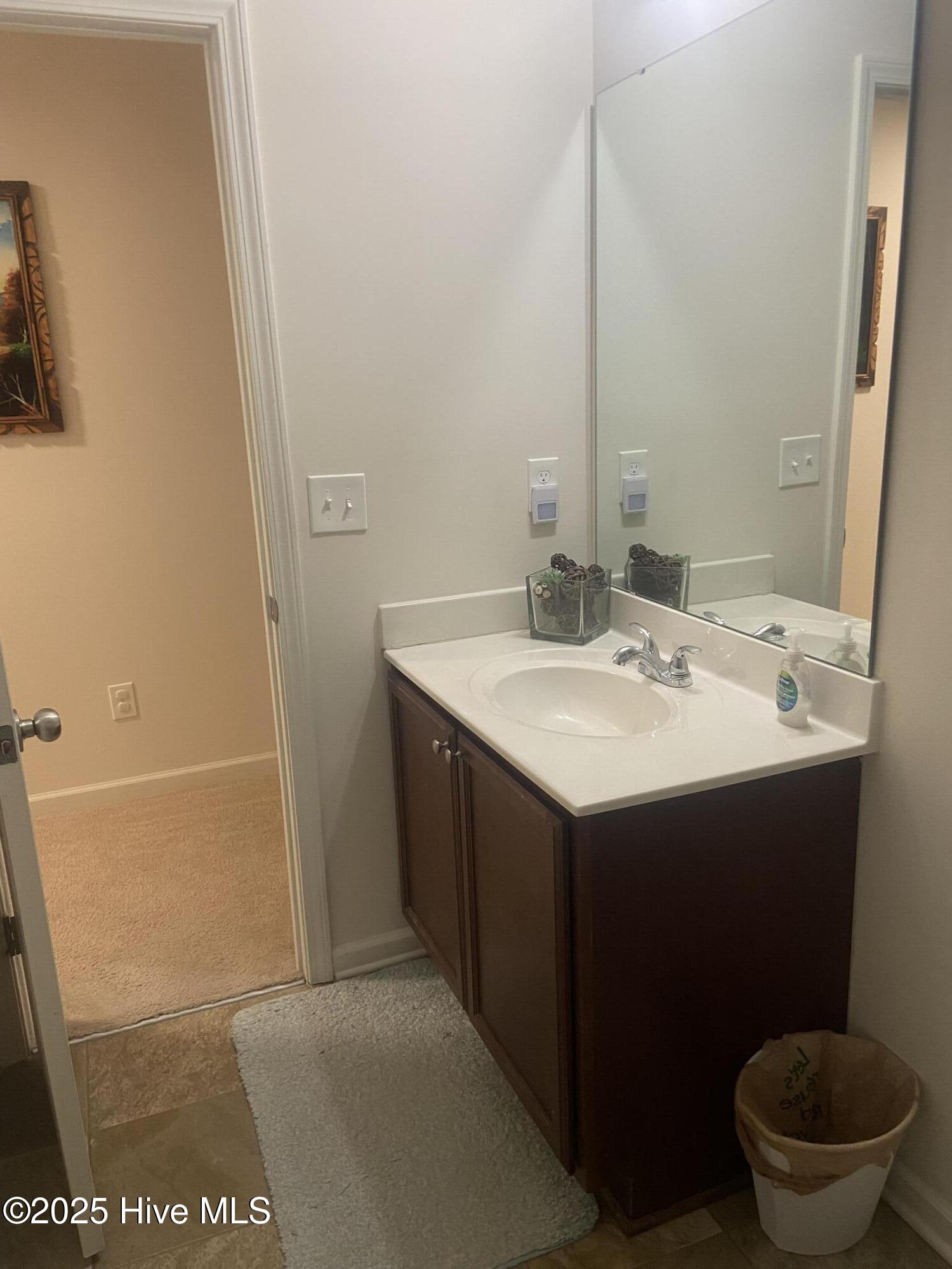 100480132 | Photo 22