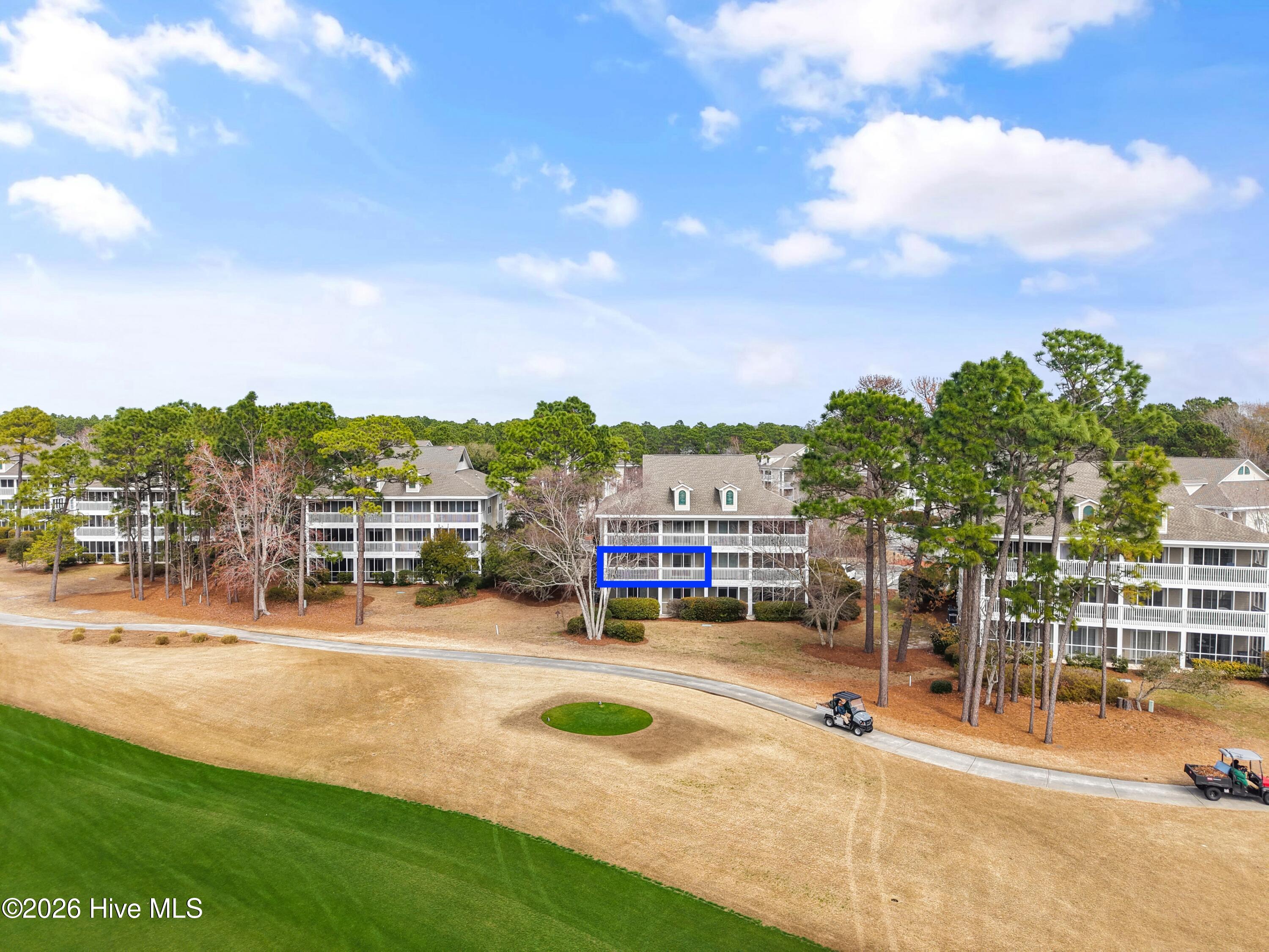 100558329 | Photo 37