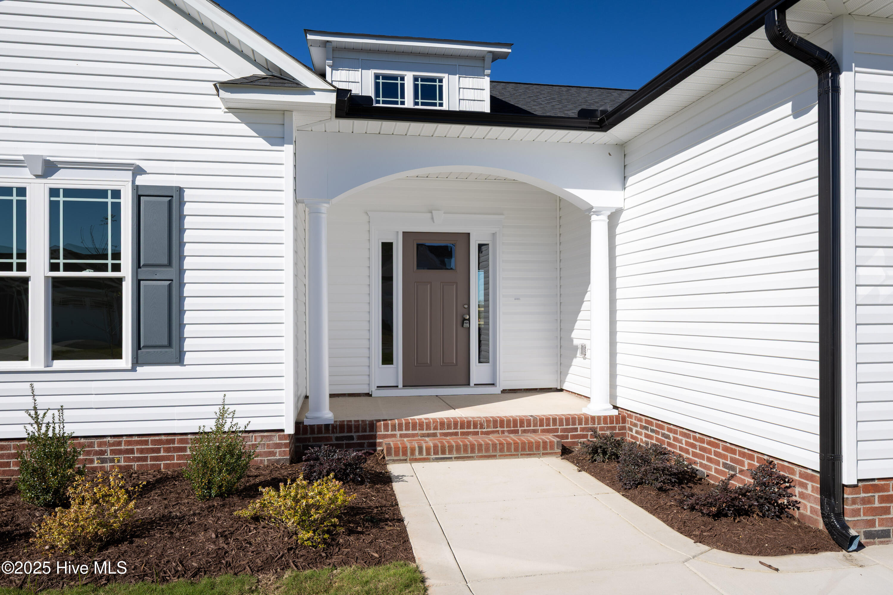 Homes for sale in Clinton, NC | 105 Sunny Acres Ln, Clinton, NC 28328 | MLS# 100530014