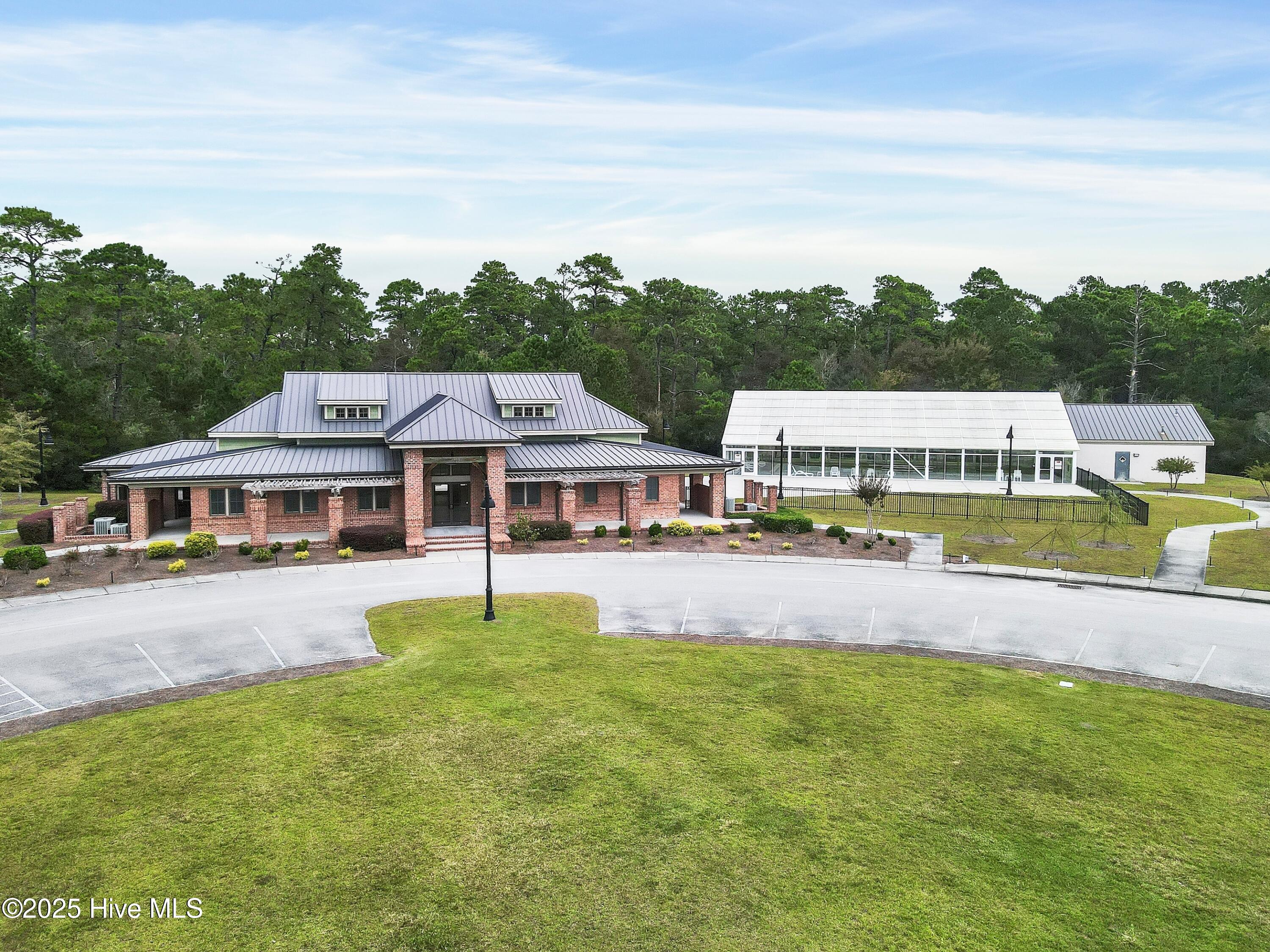 100522432 | Photo 12