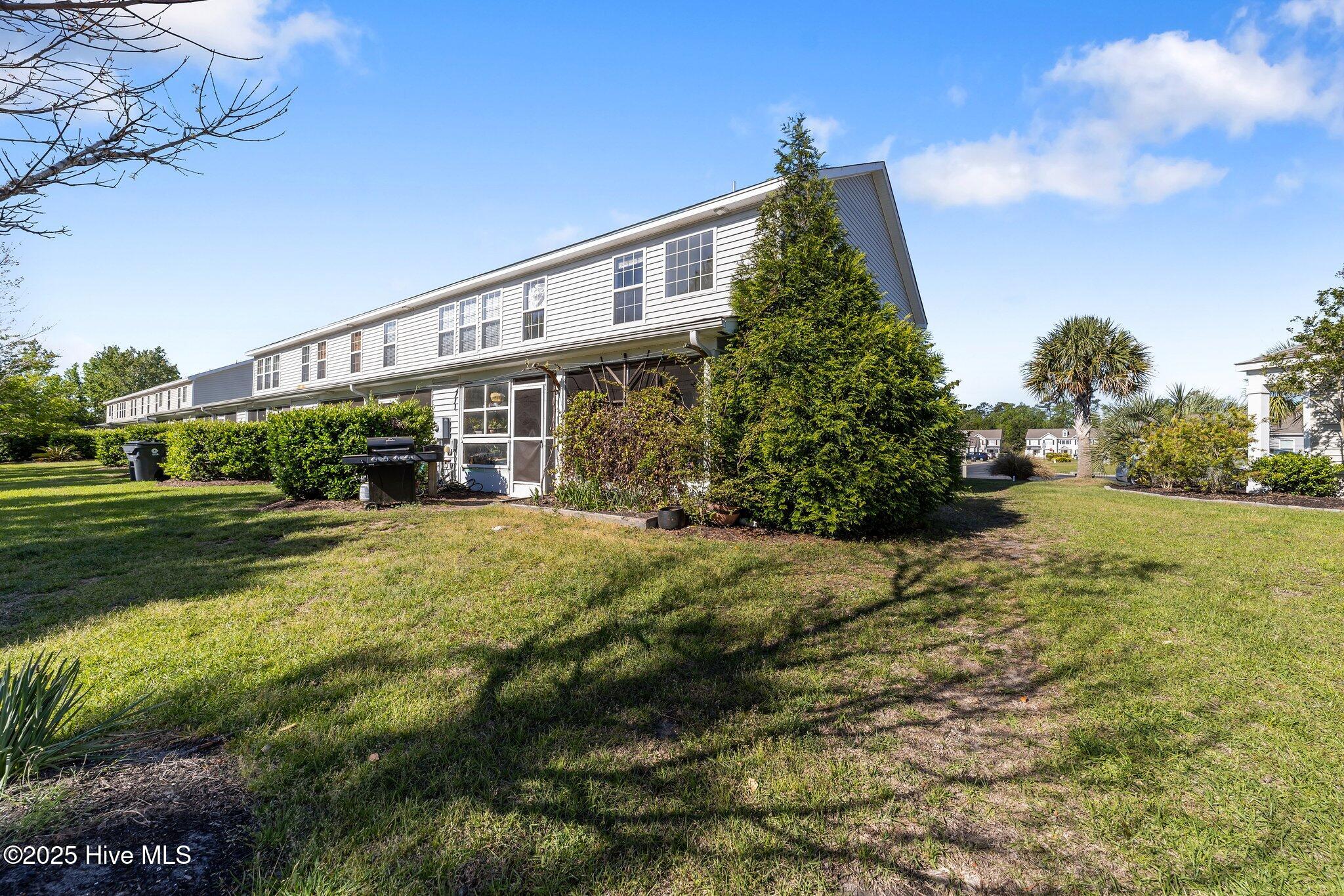 100502456 | Photo 33