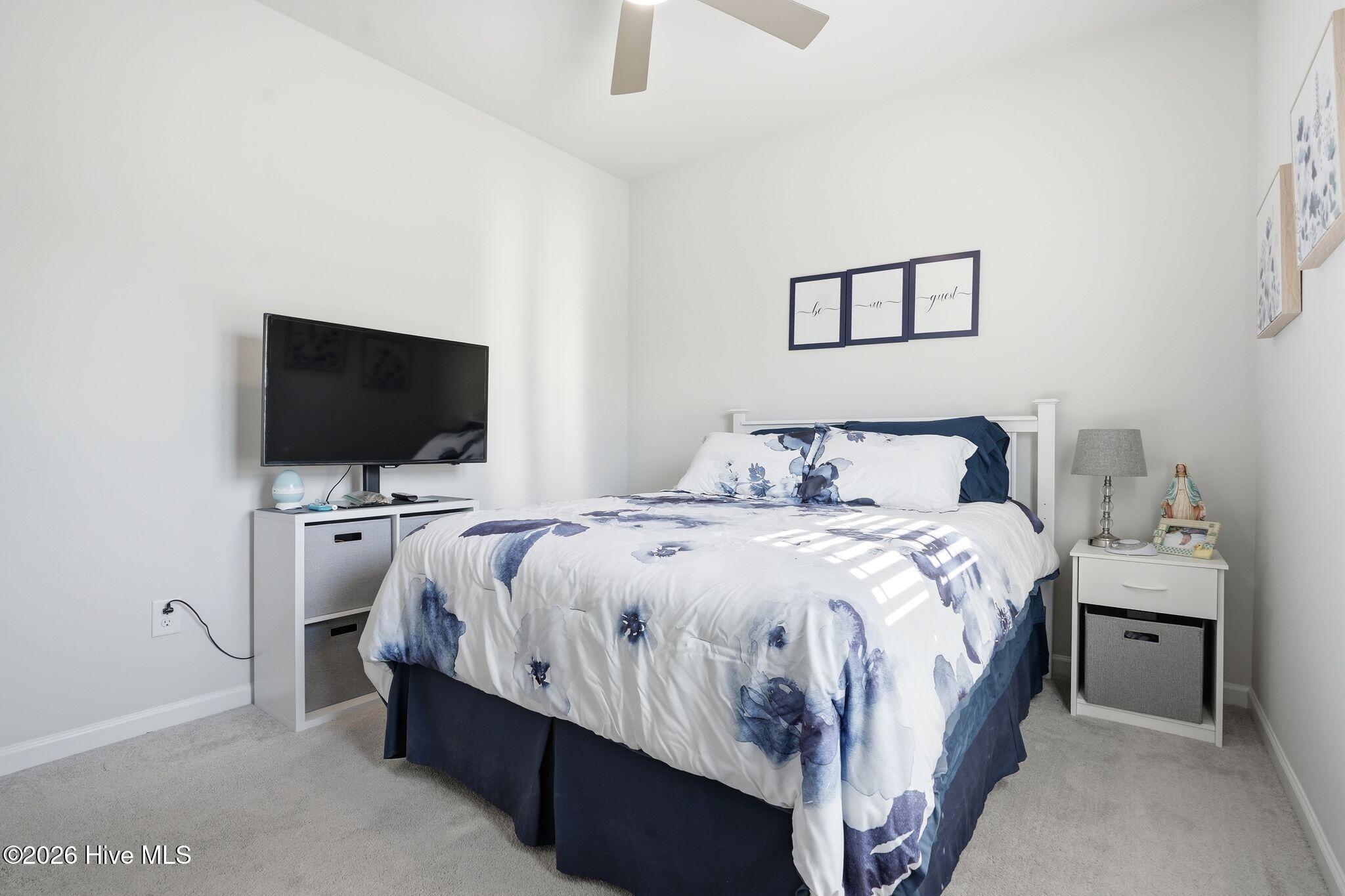 100560764 | Photo 25