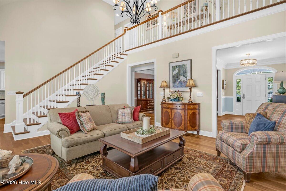 100567087 | Photo 16