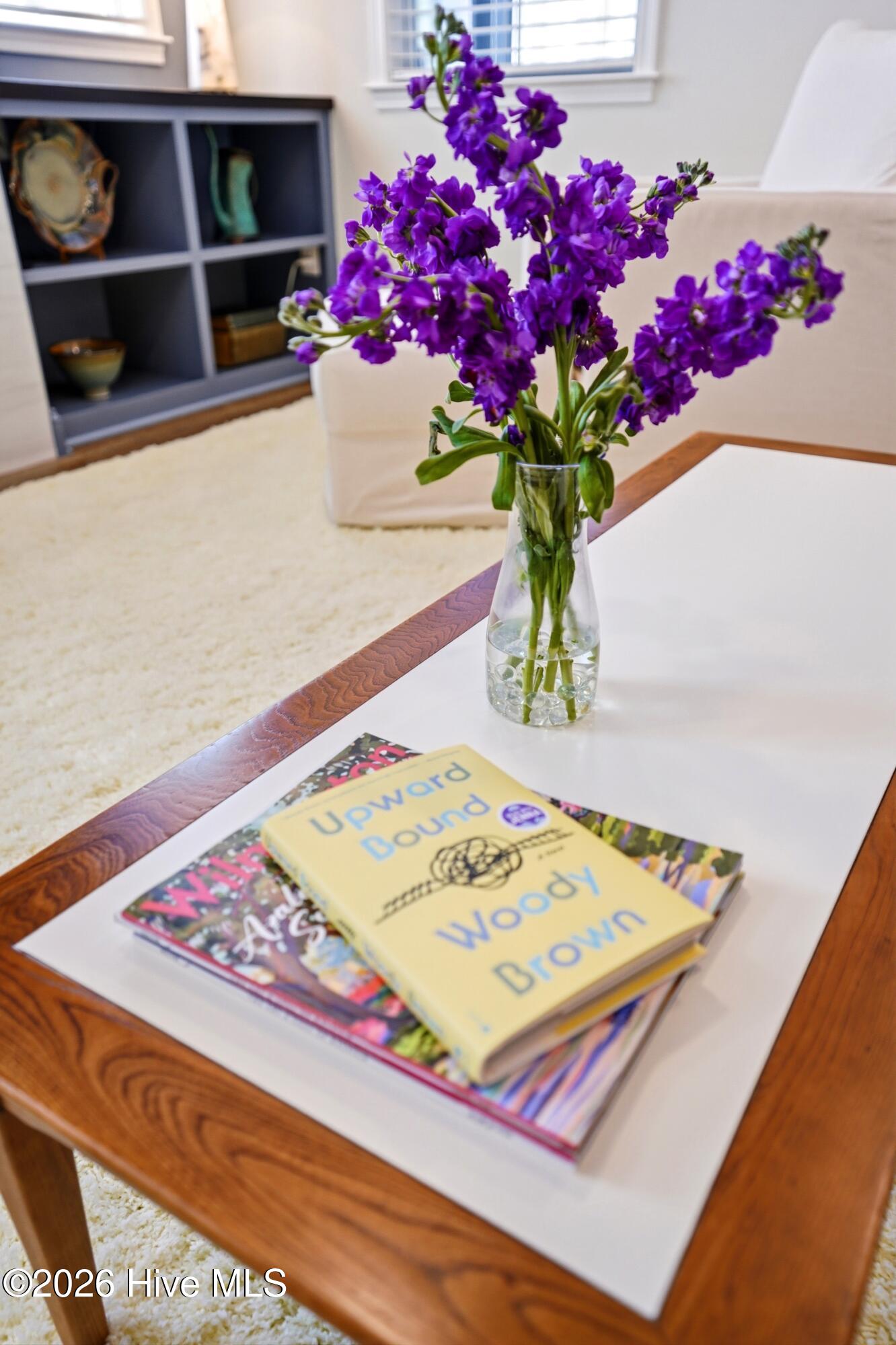 100569050 | Photo 25