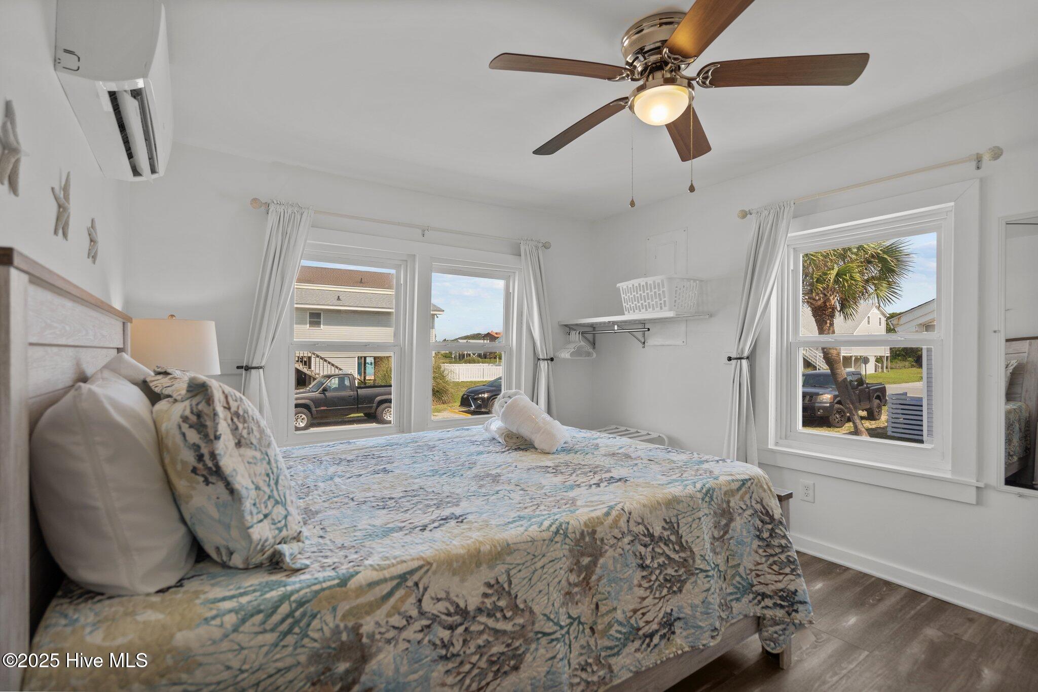 100537194 | Photo 22