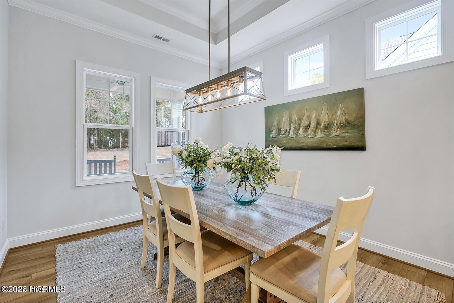 100548611 | Photo 20