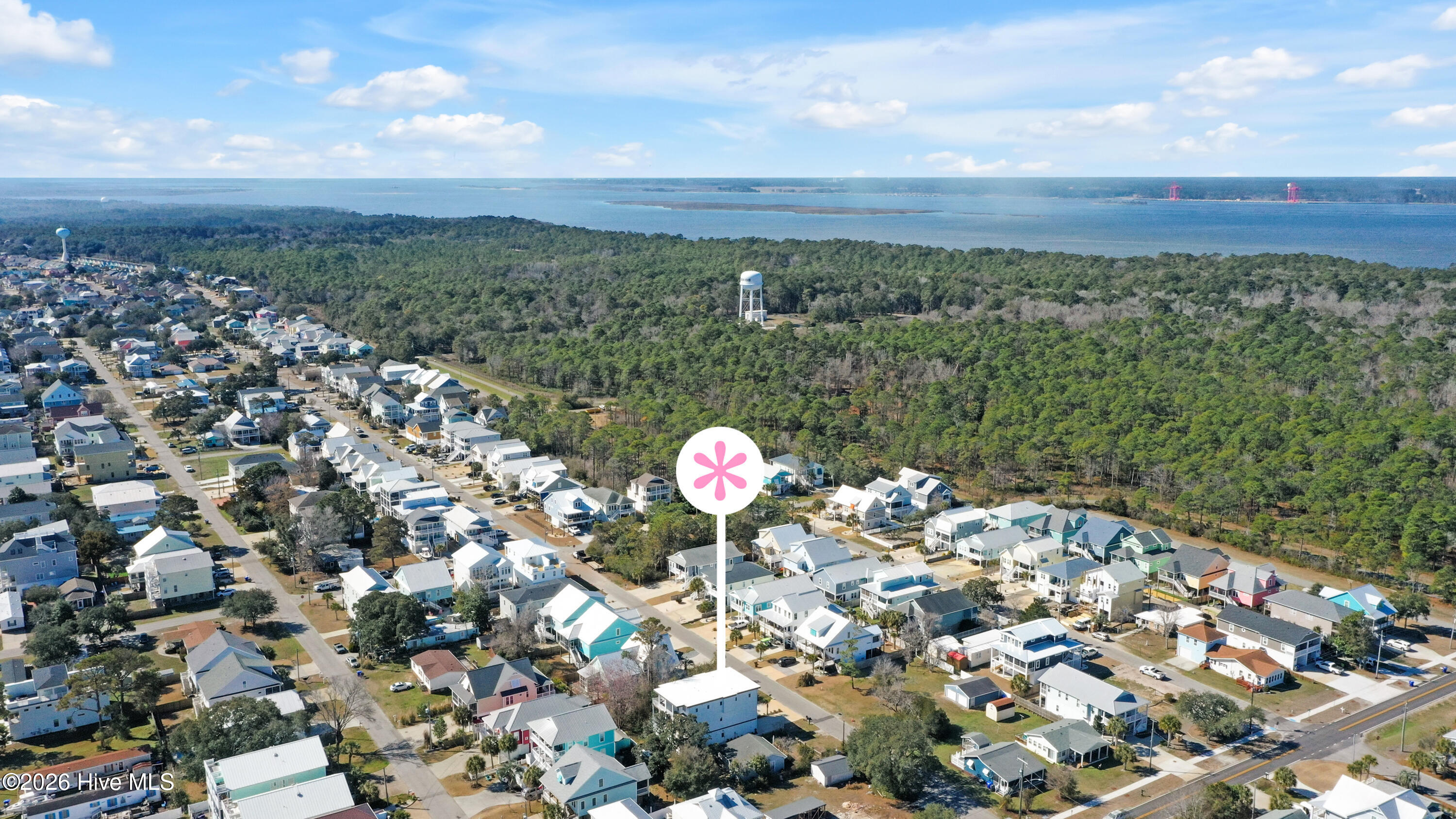 100557006 | Photo 42