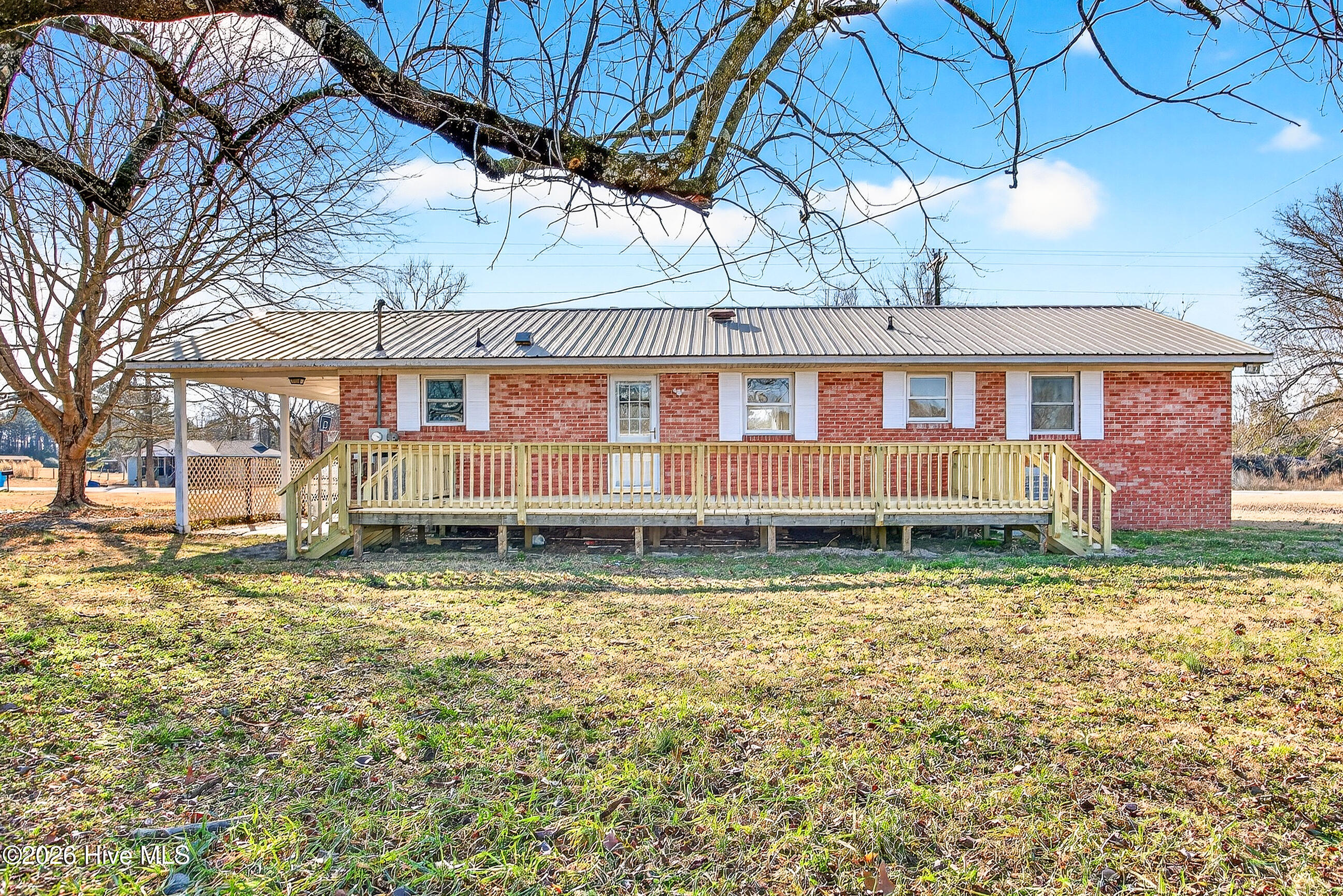 100552085 | Photo 19