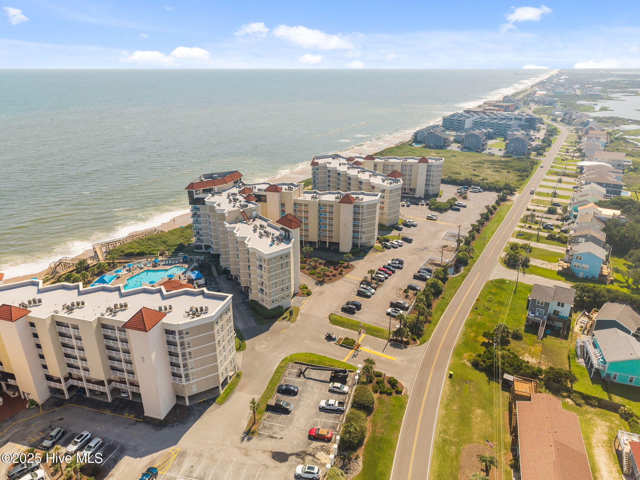 100528908 | Photo 43