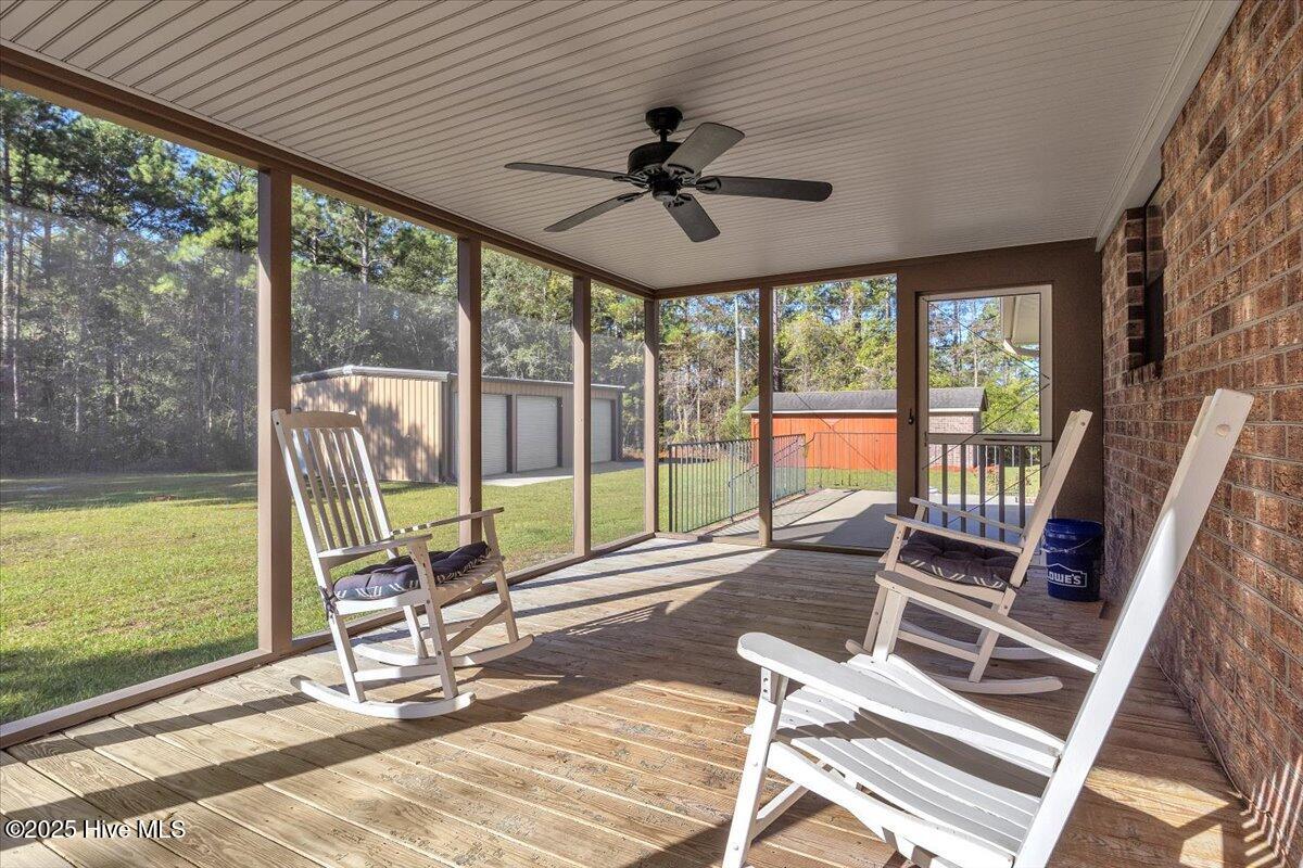 100568309 | Photo 68