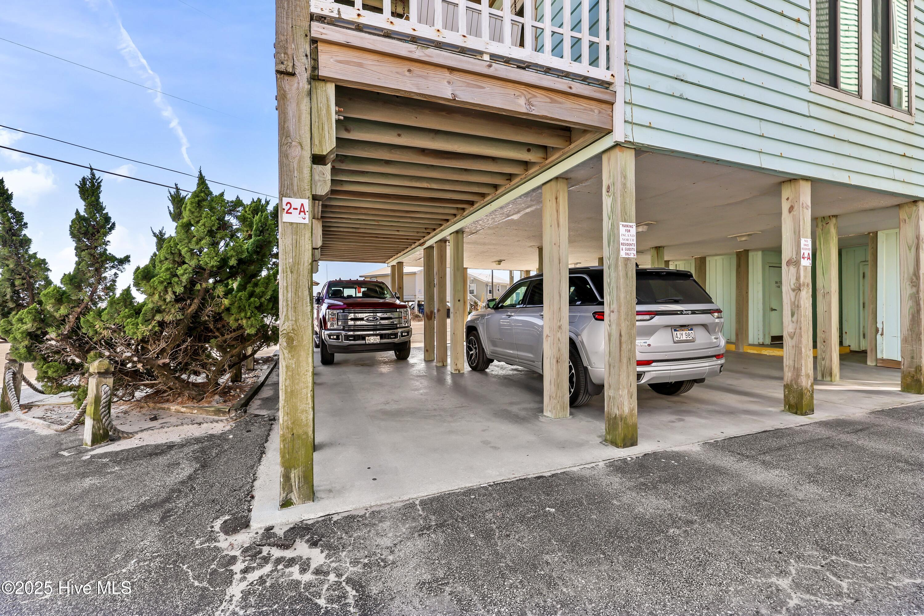 1717 Carolina Beach Avenue N 2a, Carolina Beach, NC 28428 – photo 24: Photo Mar 08 2025, 14 41 07
