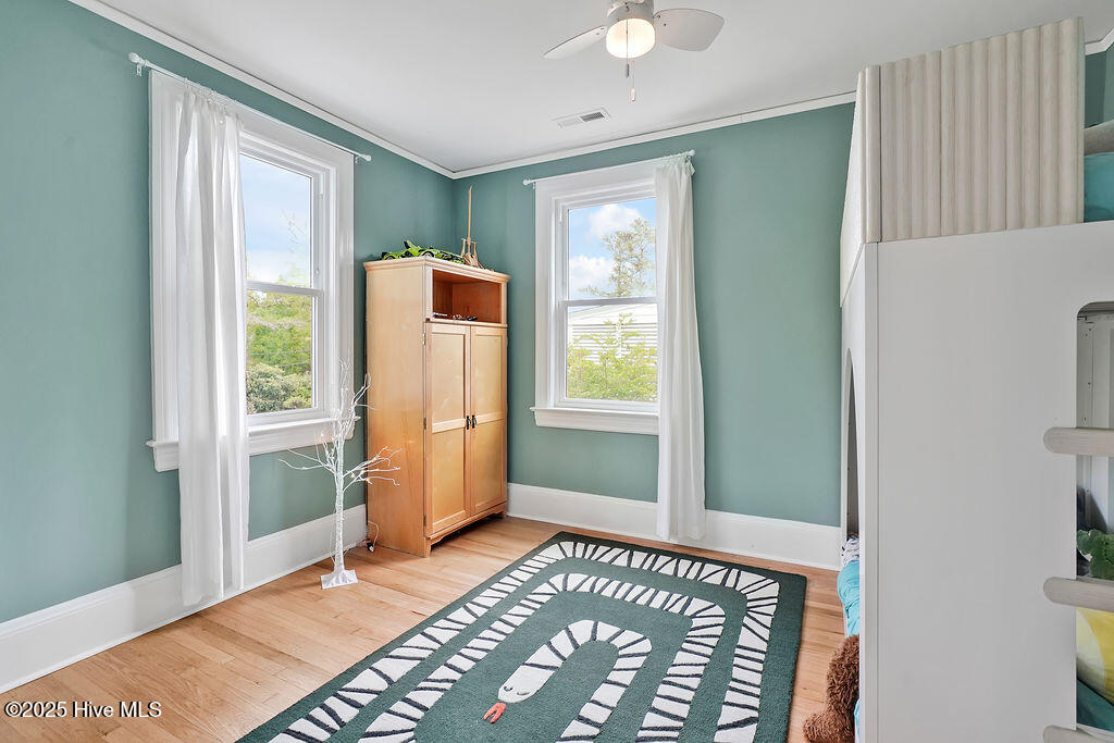 100528025 | Photo 27