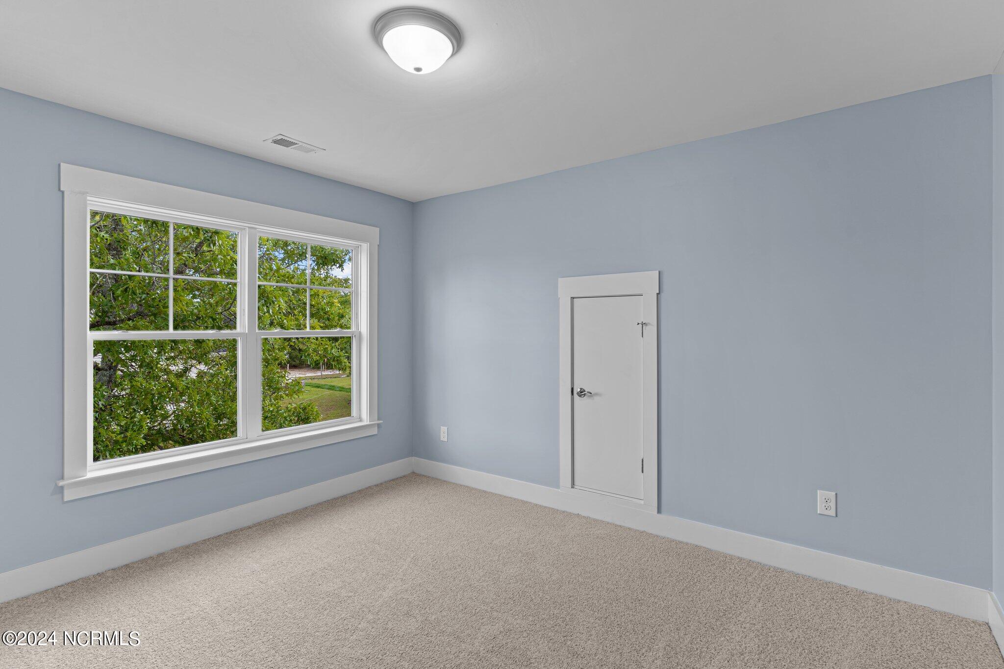 100531512 | Photo 35