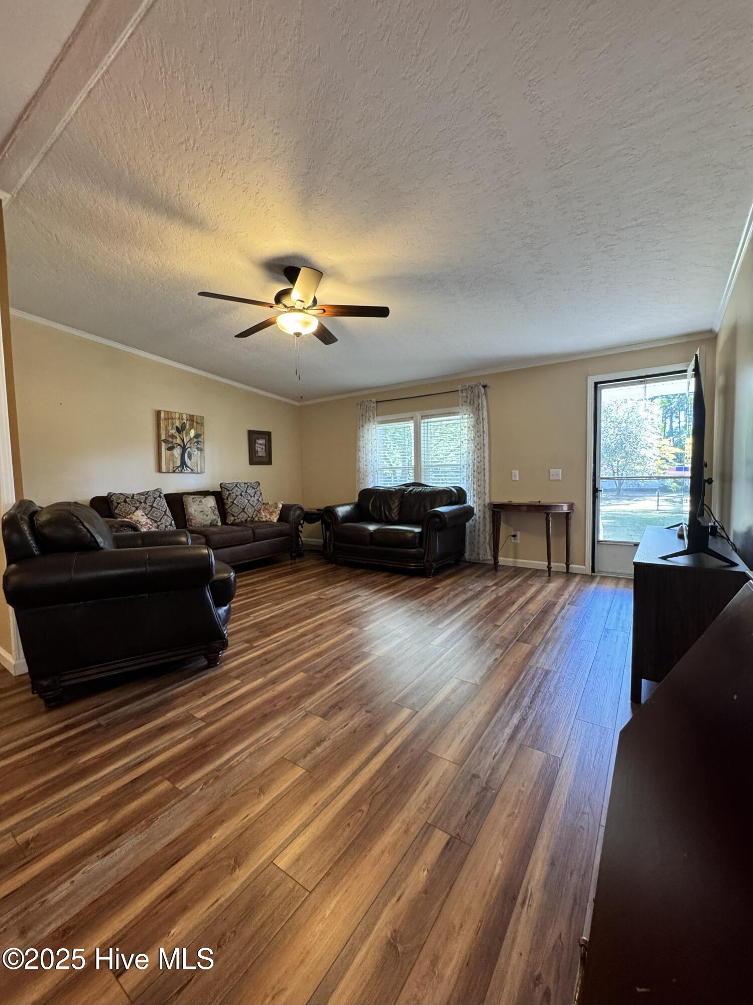 100538236 | Photo 18