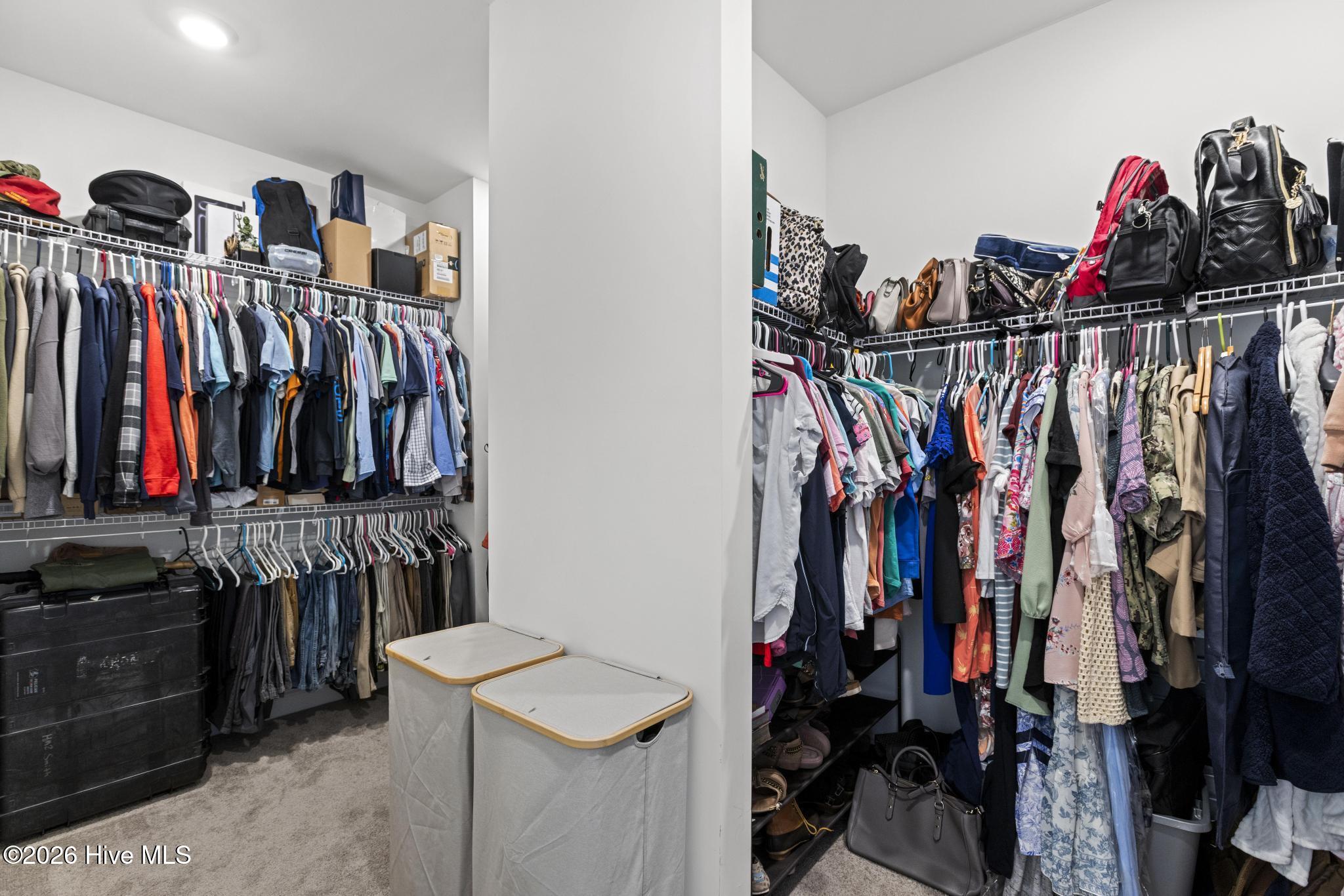 100557095 | Photo 36