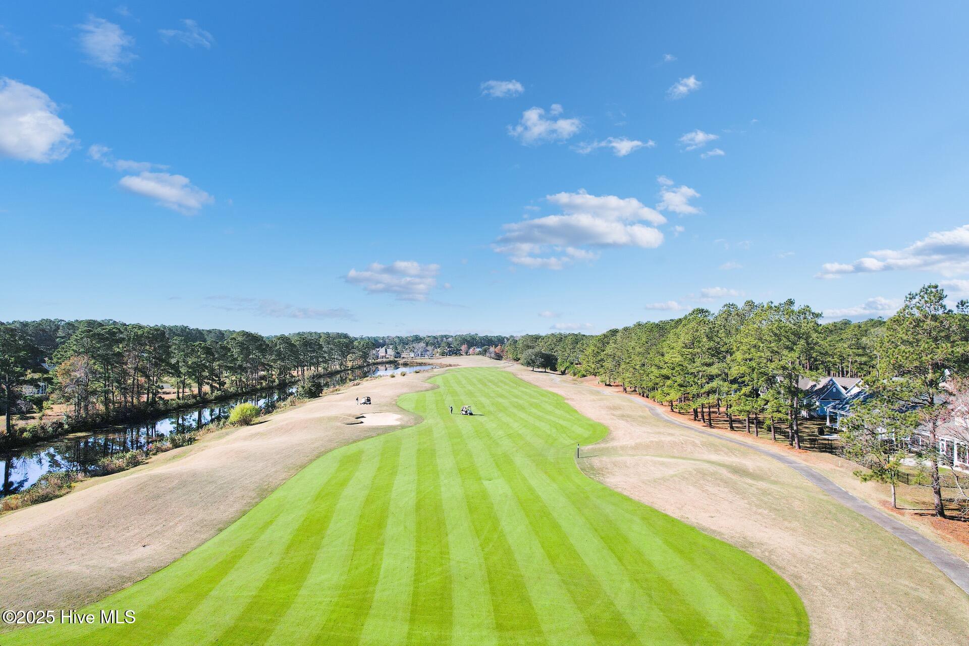 100520940 | Photo 35