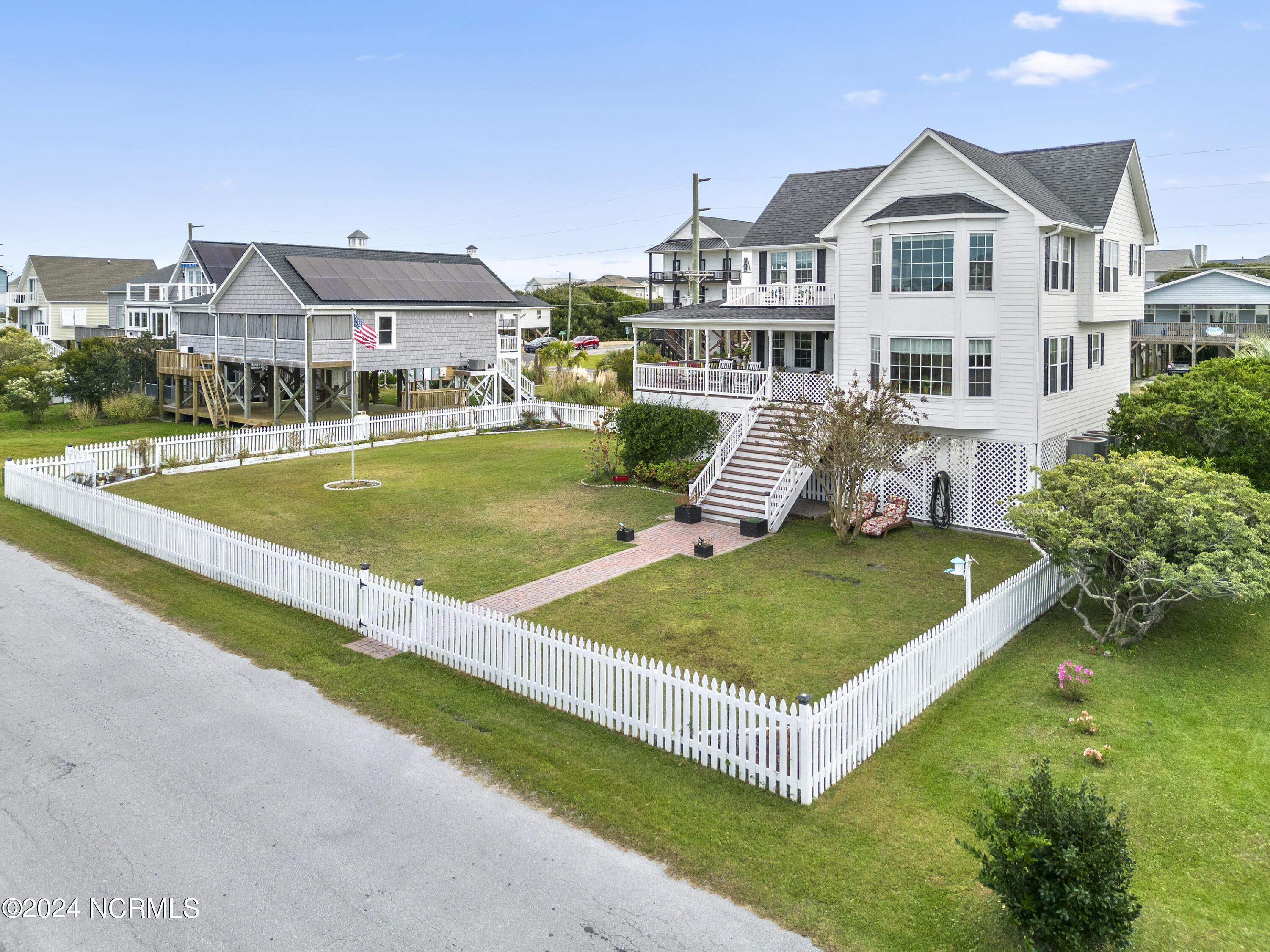 Homes for sale in Surf City, NC | 1103 S Topsail Dr, Surf City, NC 28445 | MLS# 100535600