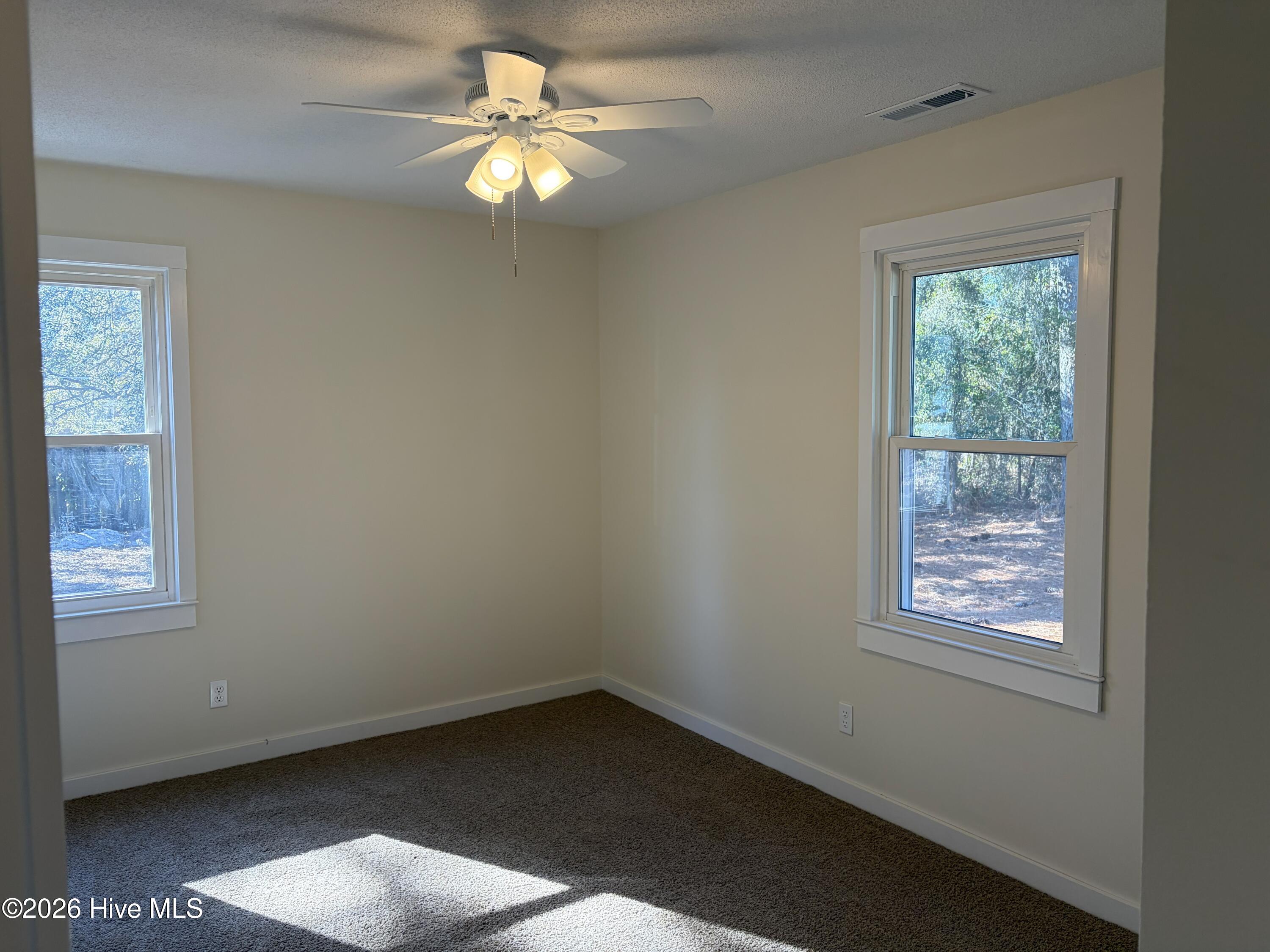 100551914 | Photo 10