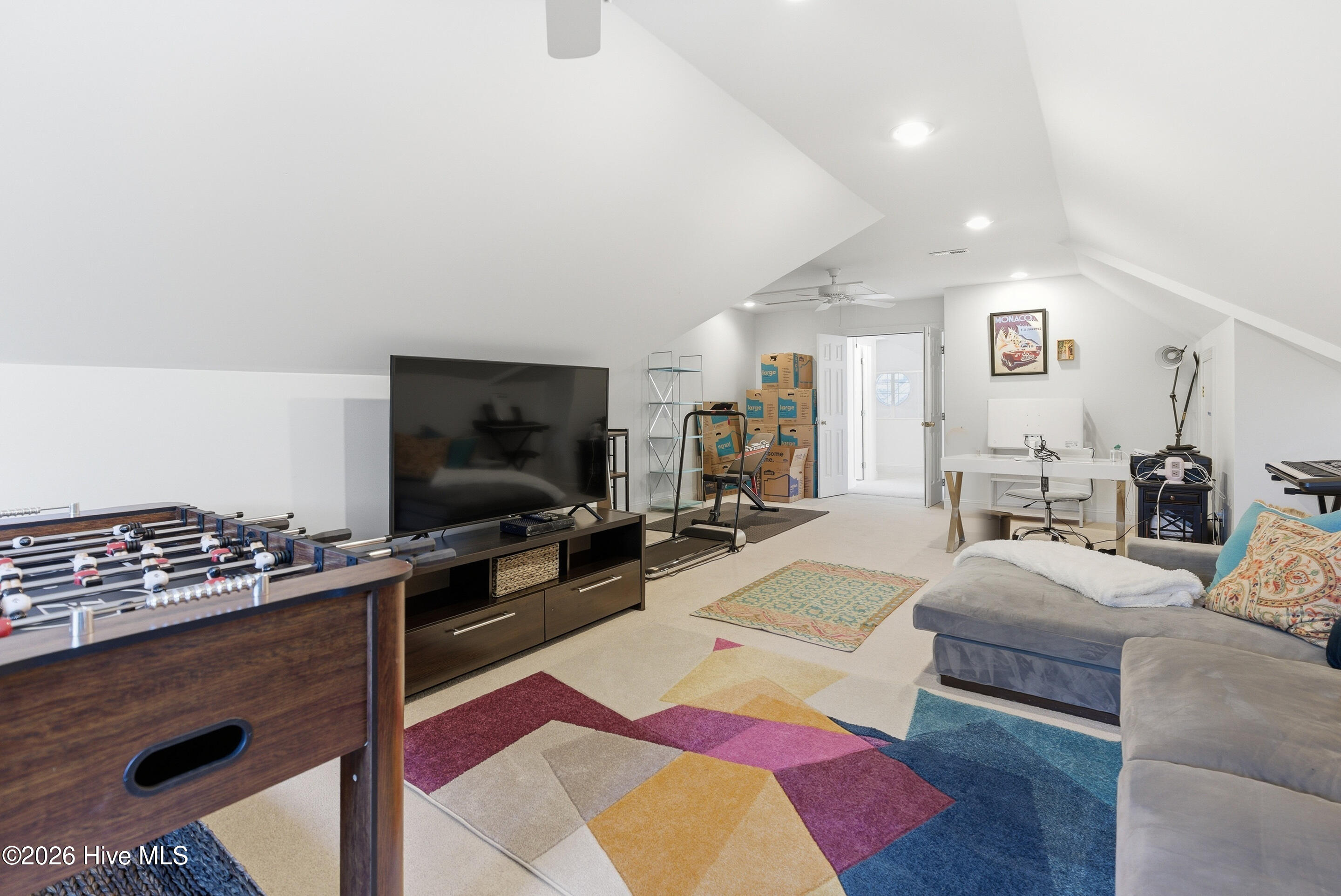 100538955 | Photo 34