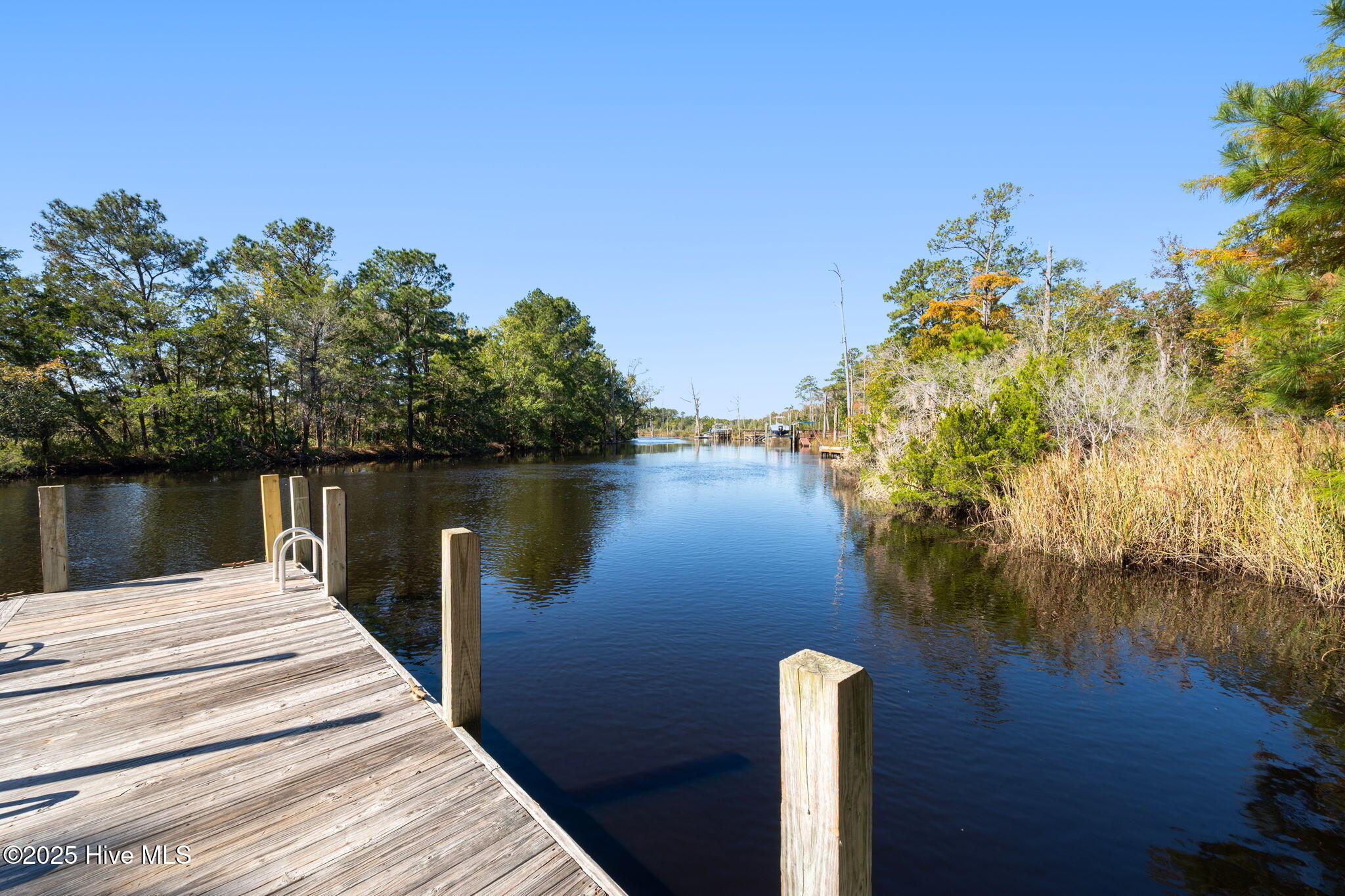 100538167 | Photo 42