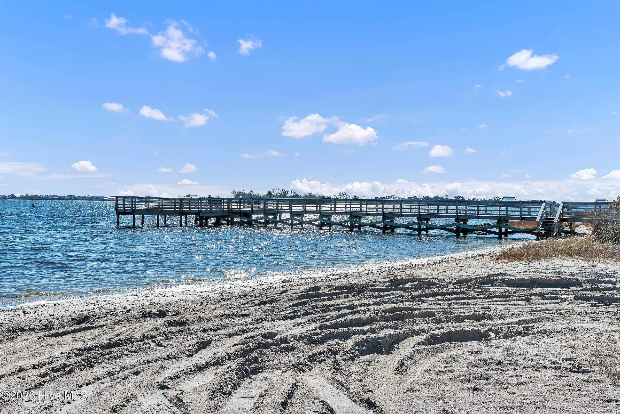 100551354 | Photo 56