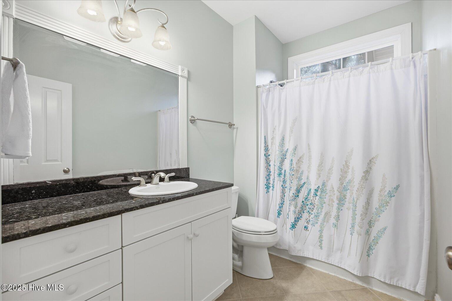 100543619 | Photo 21