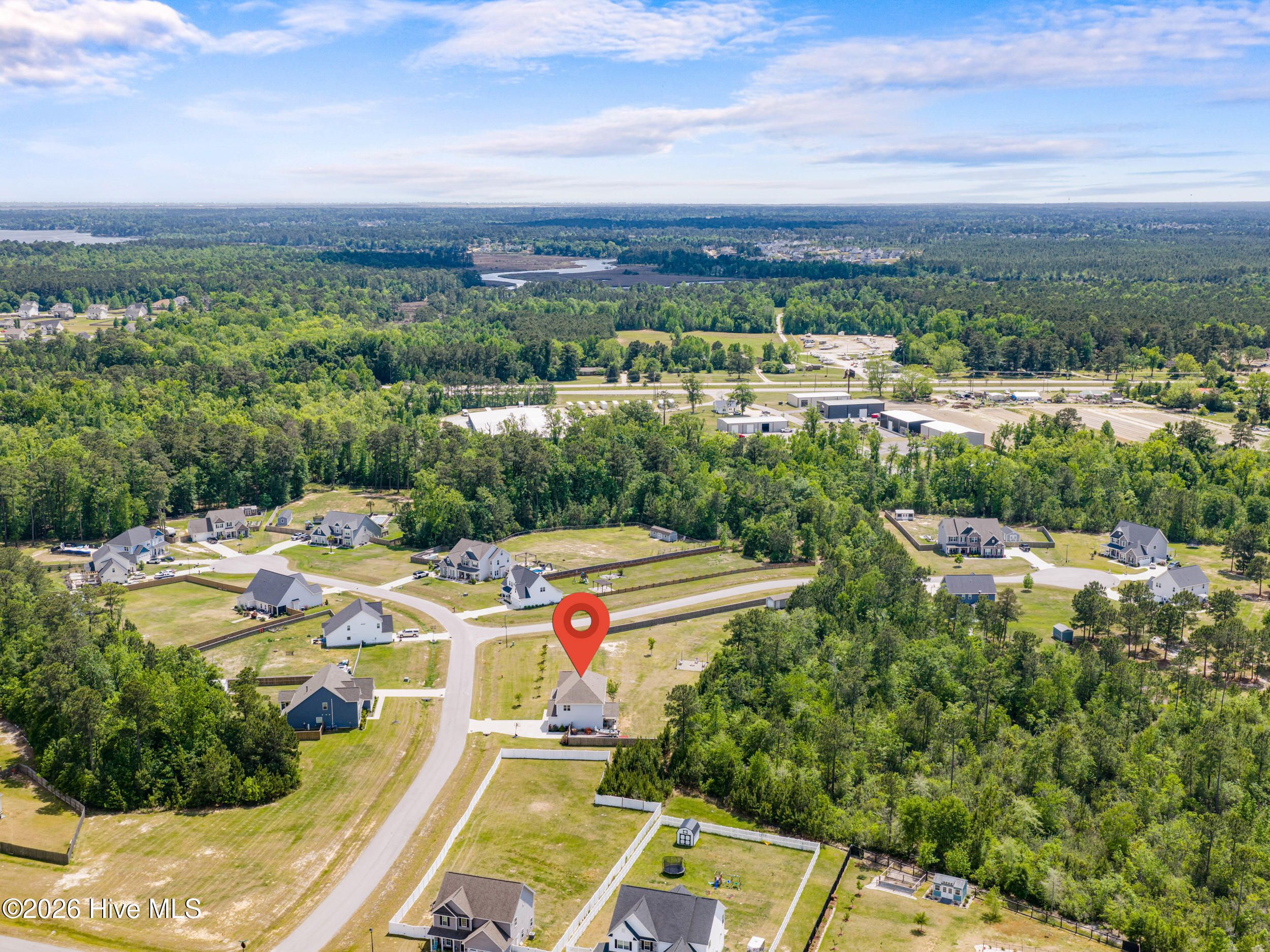 100570237 | Photo 81