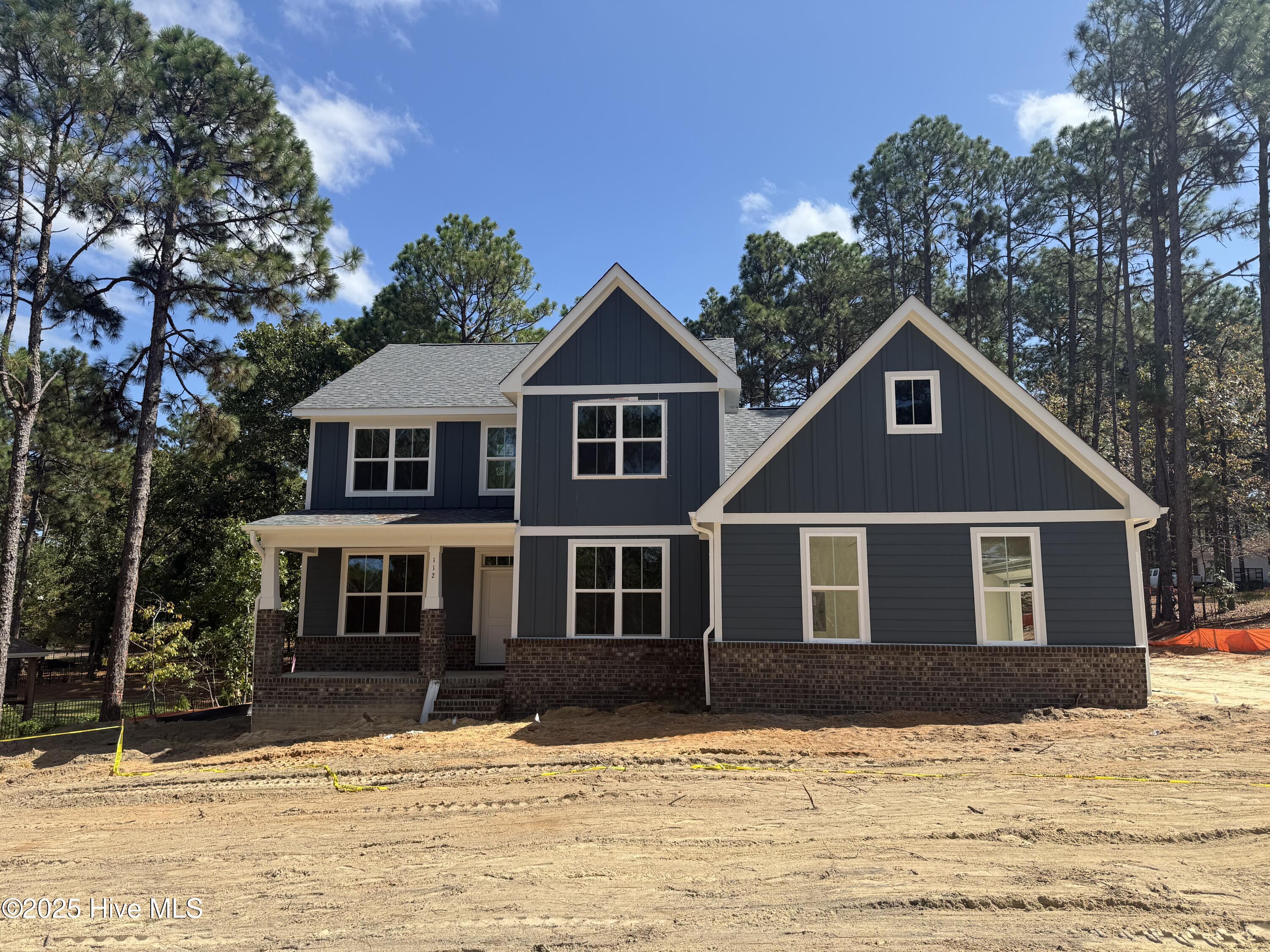 Homes for sale in West End, NC | 112 Callis Cir, West End, NC 27376 | MLS# 100506639