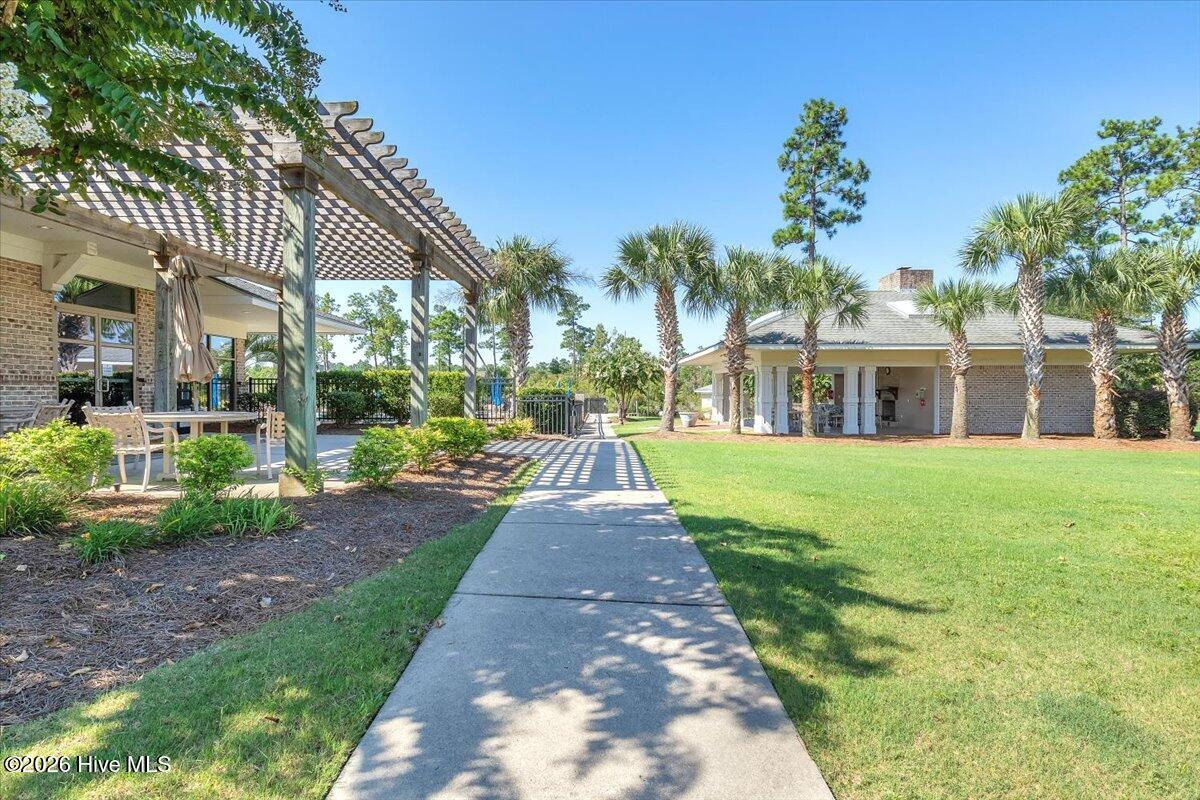 100556210 | Photo 80