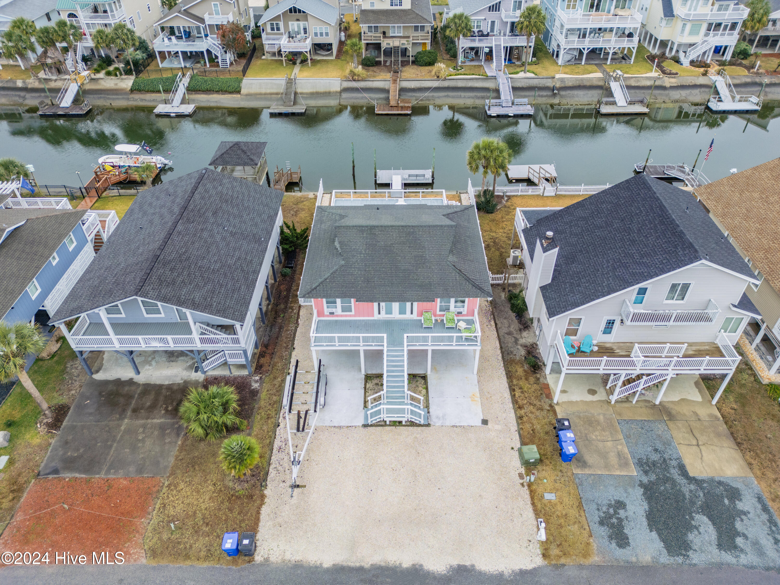 100512671 | Photo 36