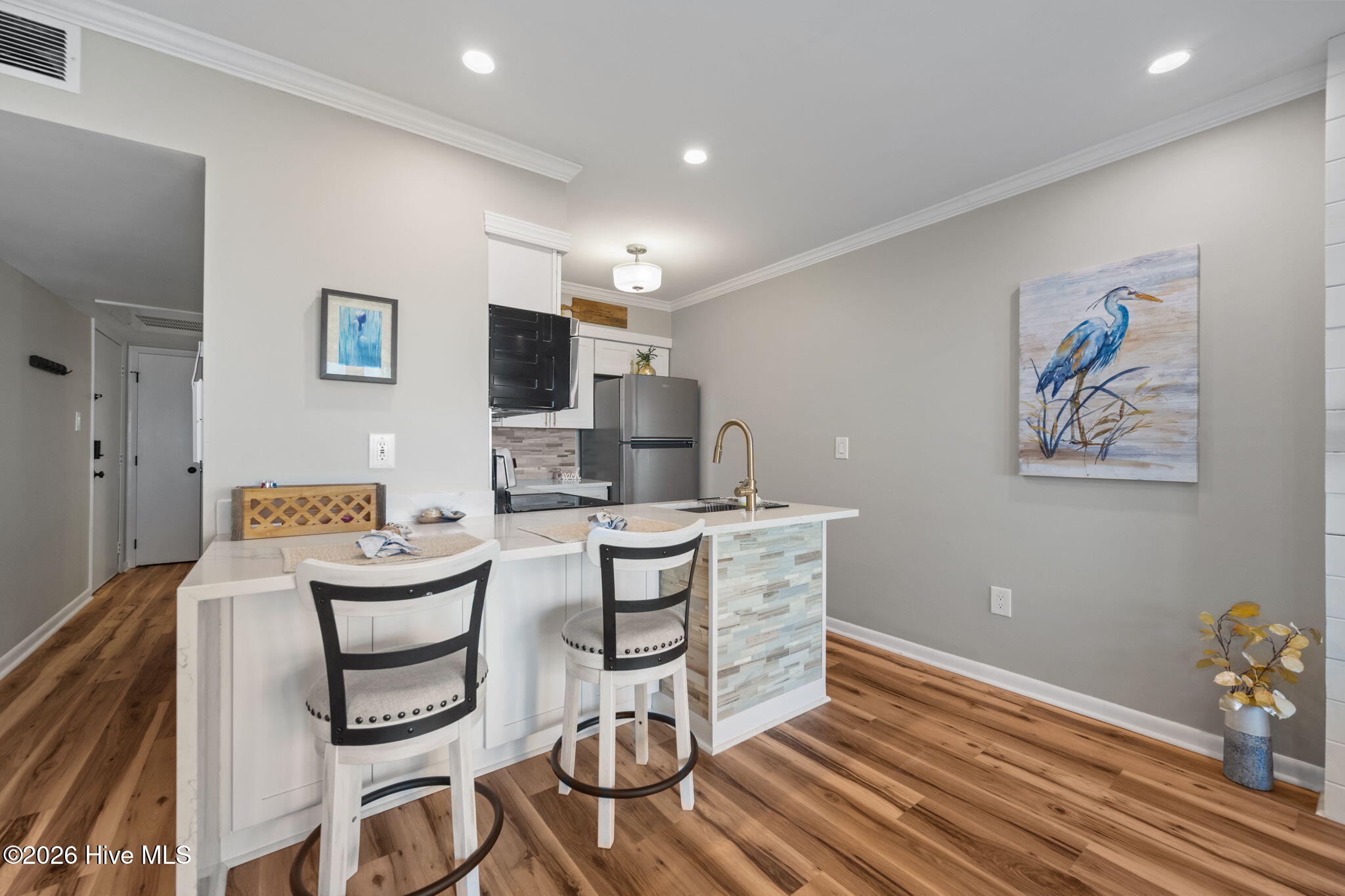 100551202 | Photo 10