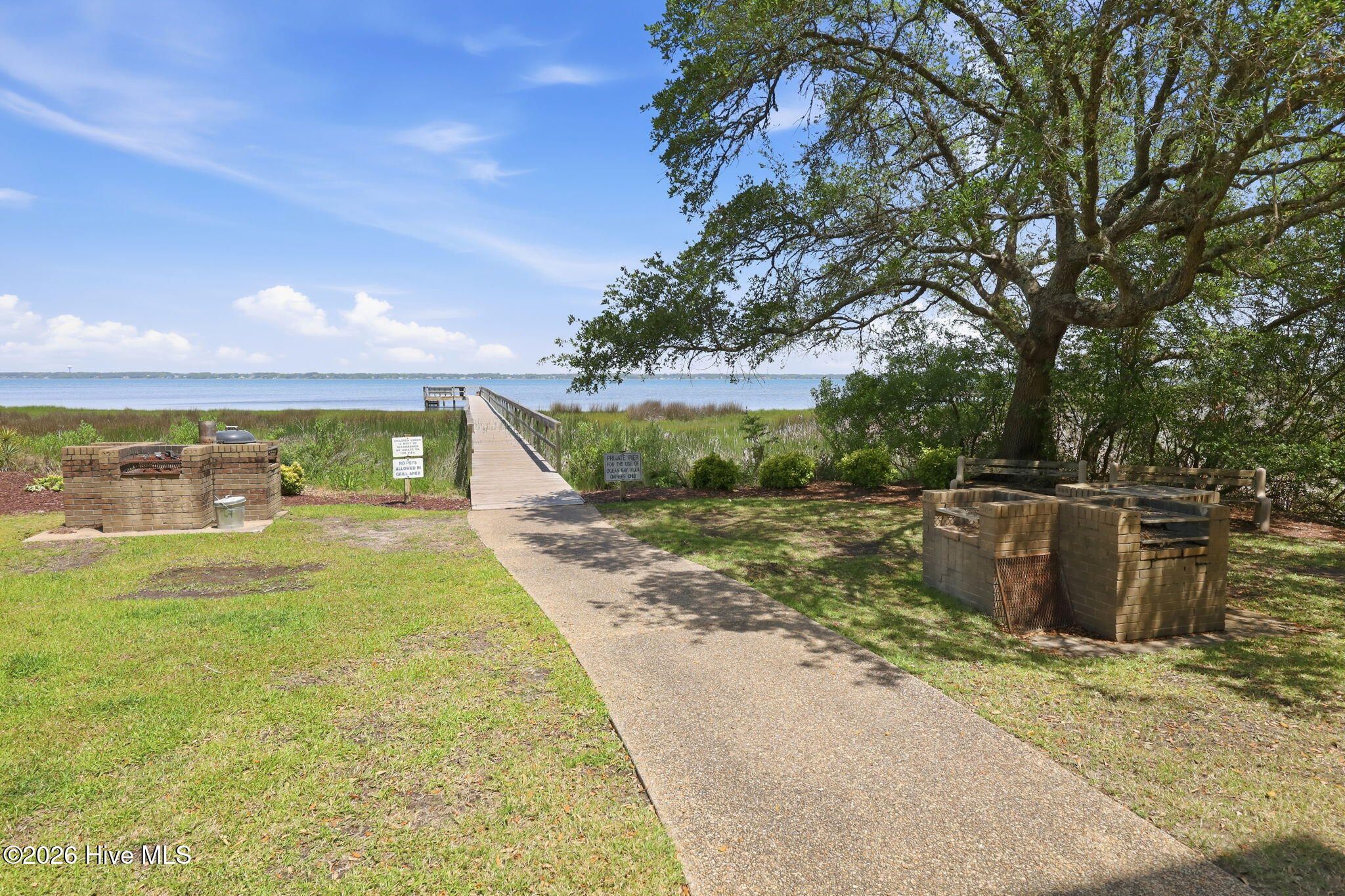 650 Salter Path Road 214,Pine Knoll Shores