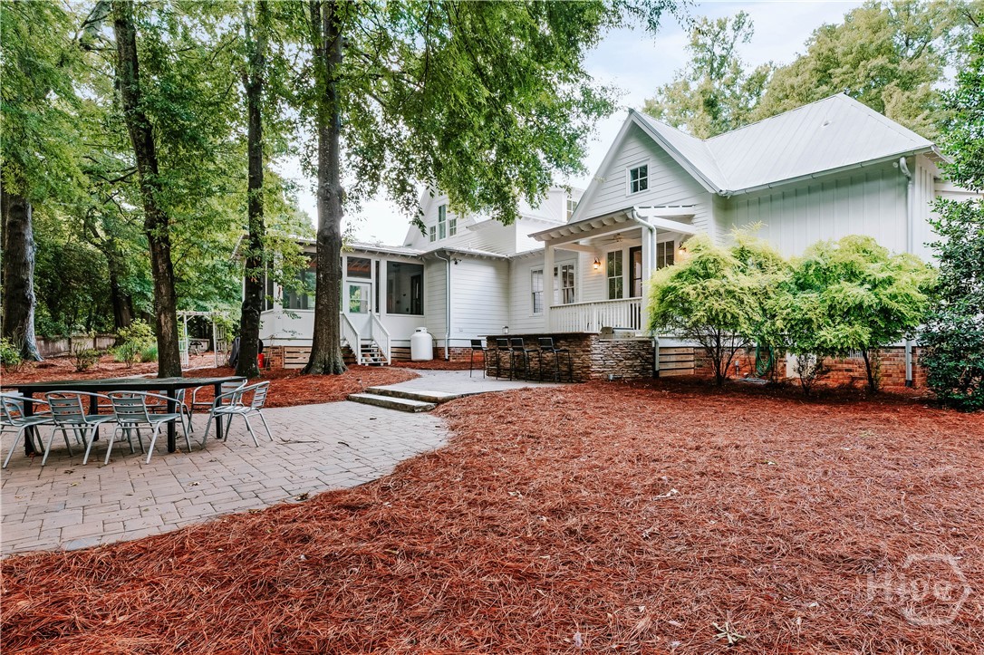 310 Price Avenue