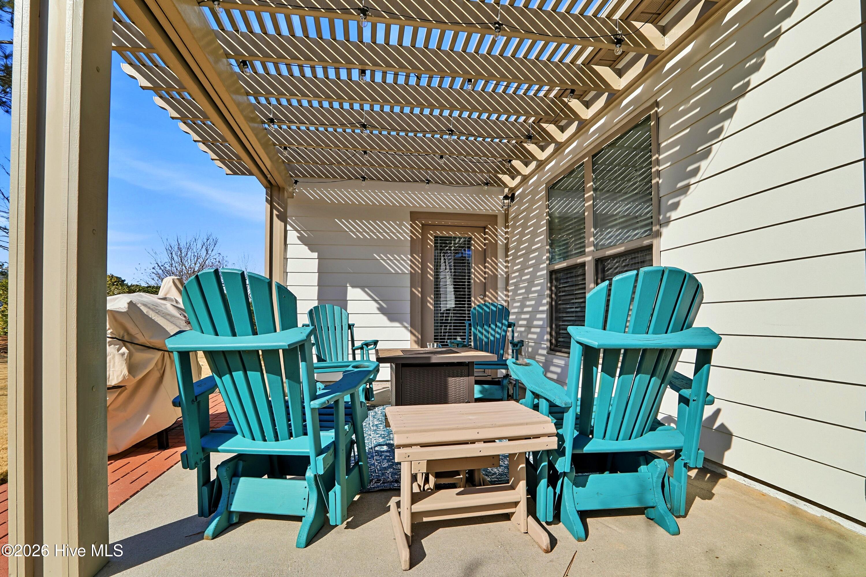 100549696 | Photo 35