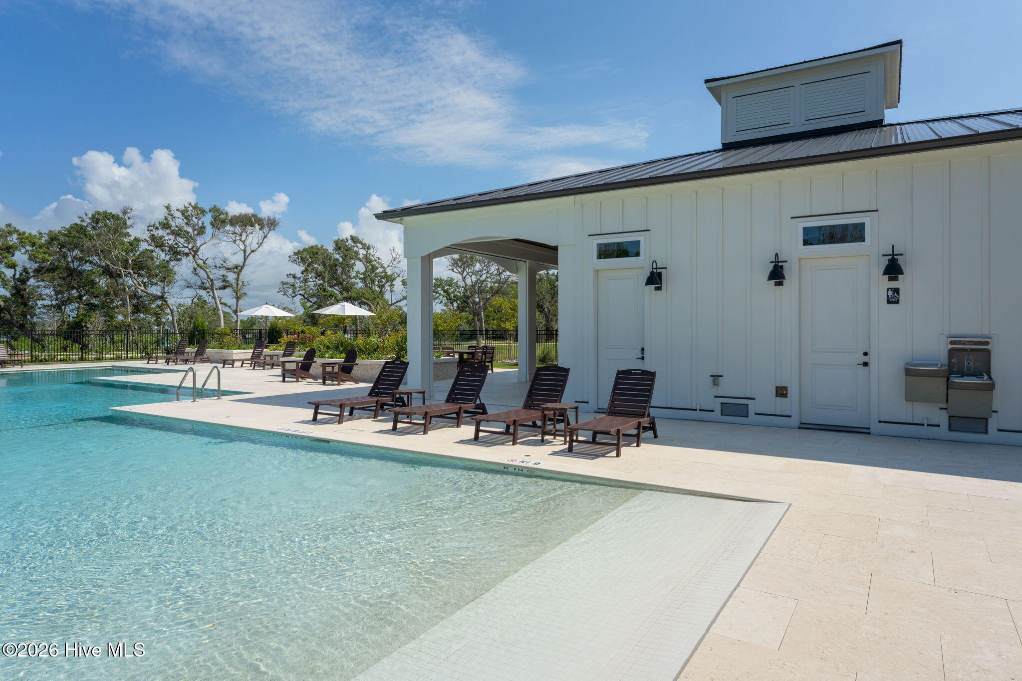 70 Peregrine Court, Surf City, NC, 28445