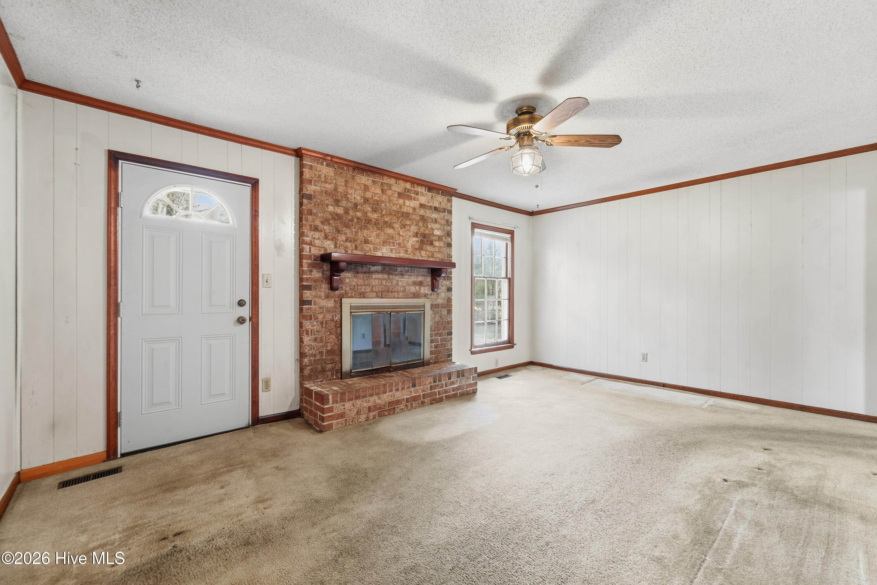 100563491 | Photo 12