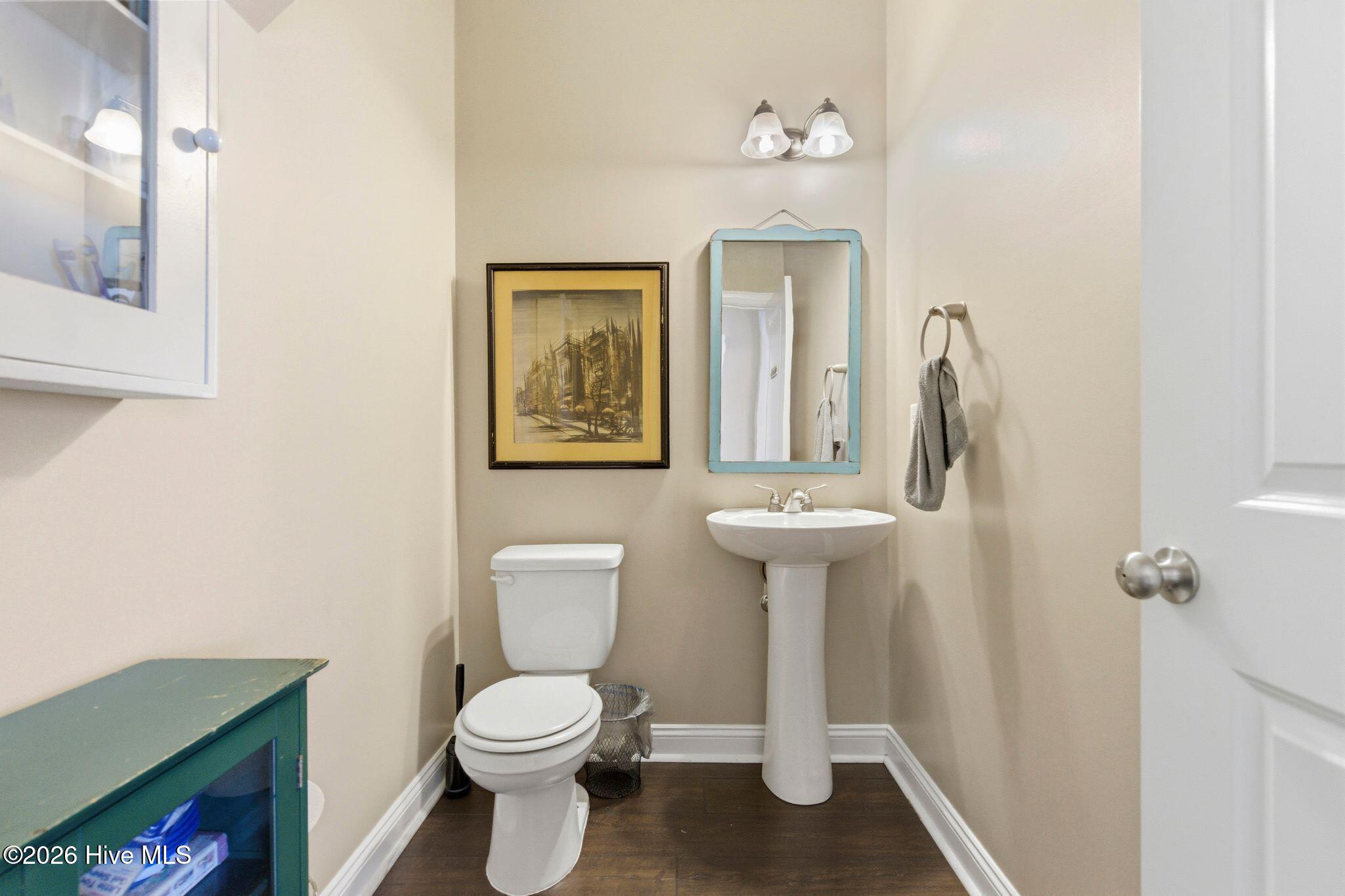 100568404 | Photo 17