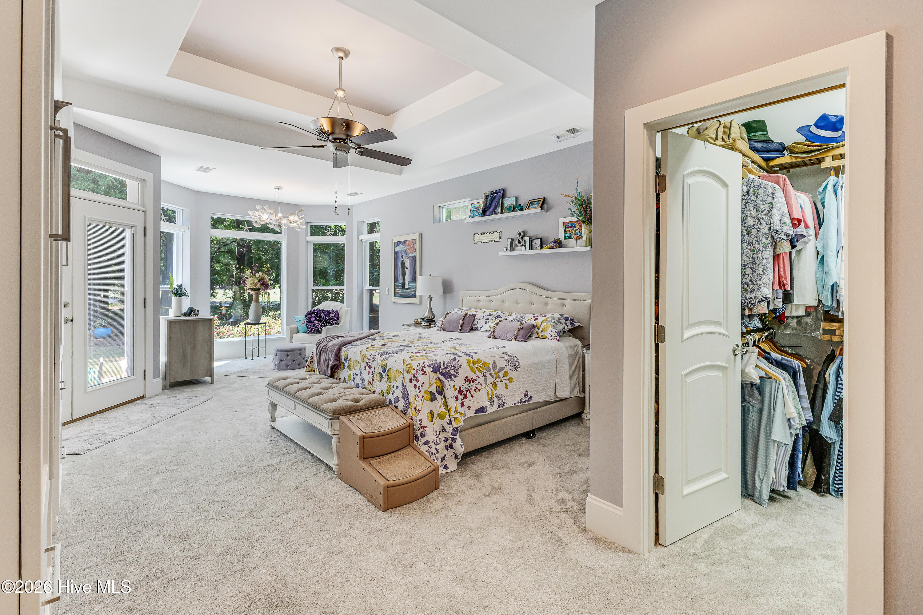 100570031 | Photo 27