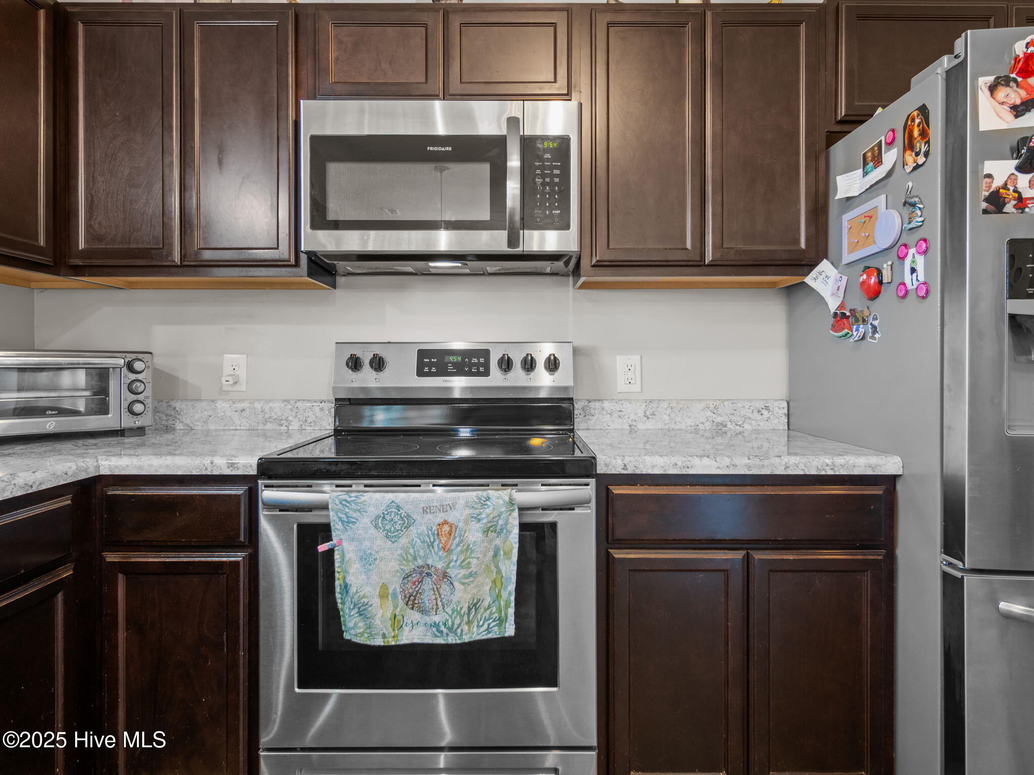 100534752 | Photo 13