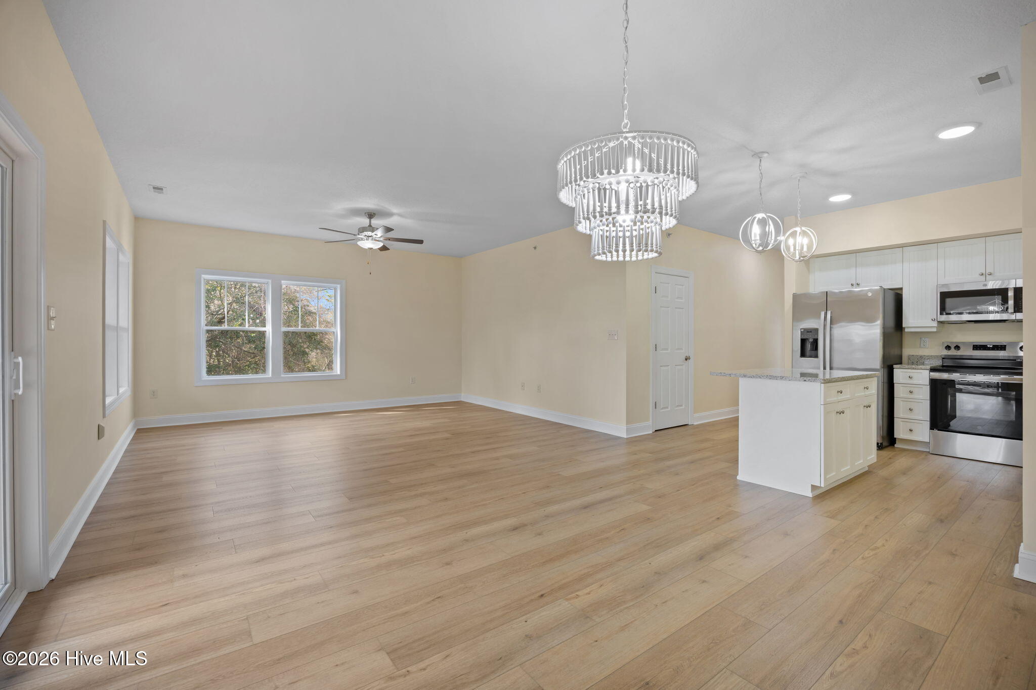 200 Lighthouse Lane UNIT B3, Cedar Point, NC, 28584