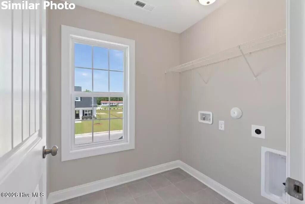 512 E Black Water Lane,Maysville