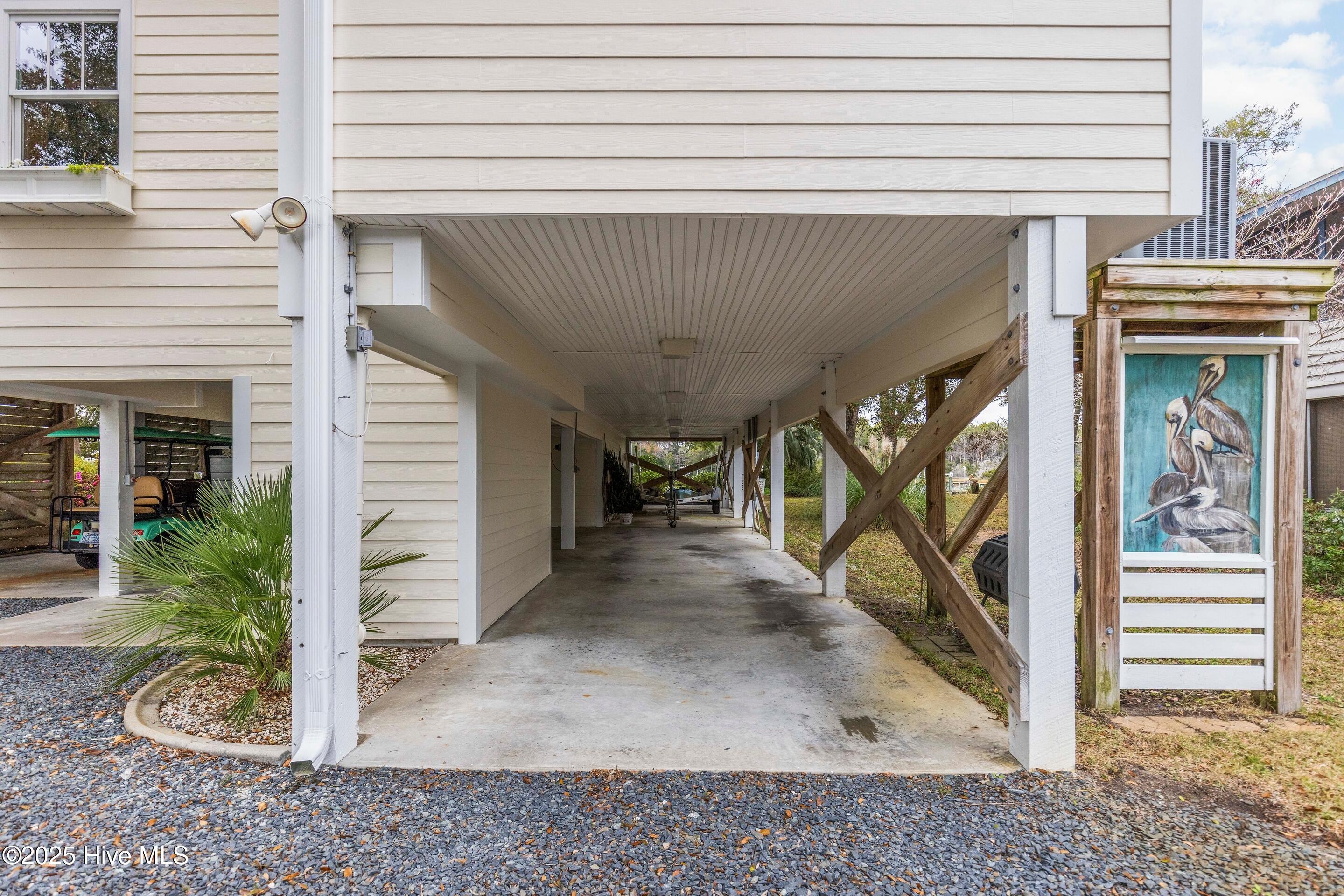 100544140 | Photo 89