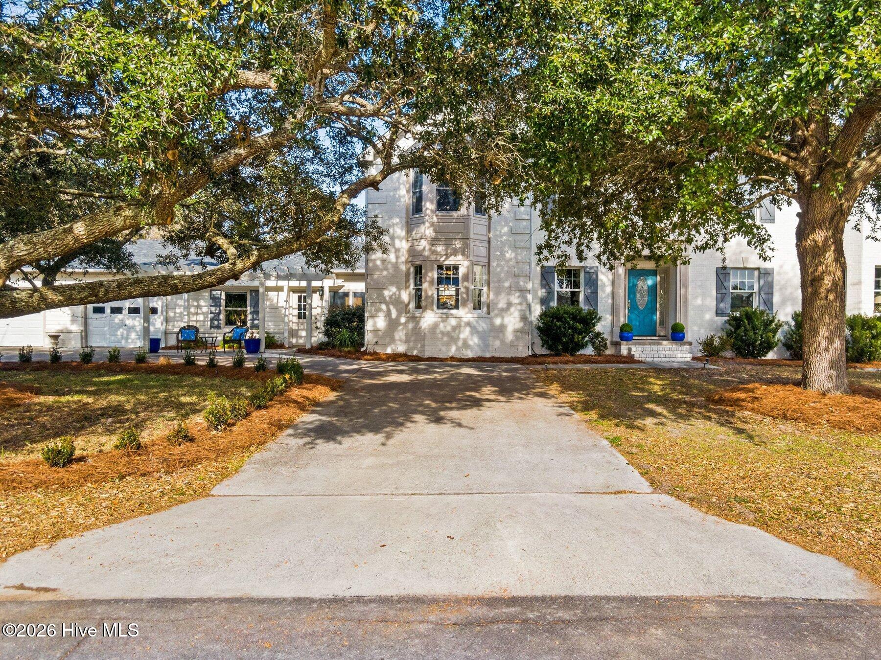 100551299 | Photo 10