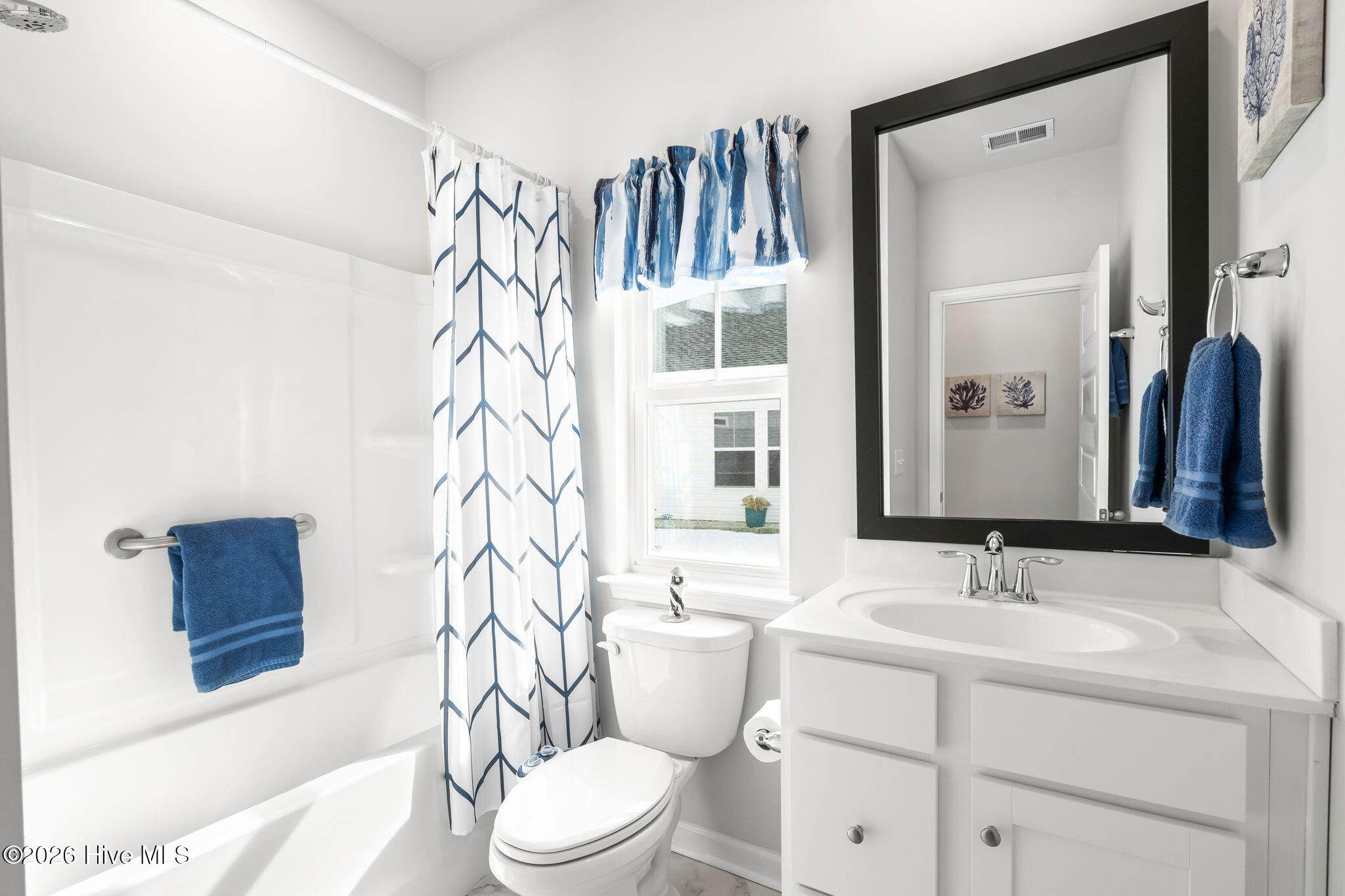 100552954 | Photo 34