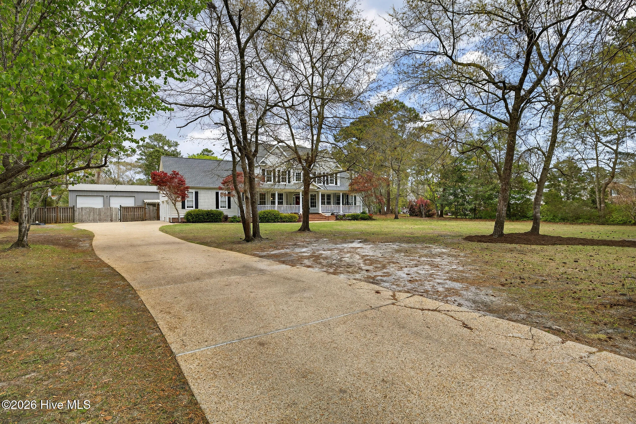 100563131 | Photo 73